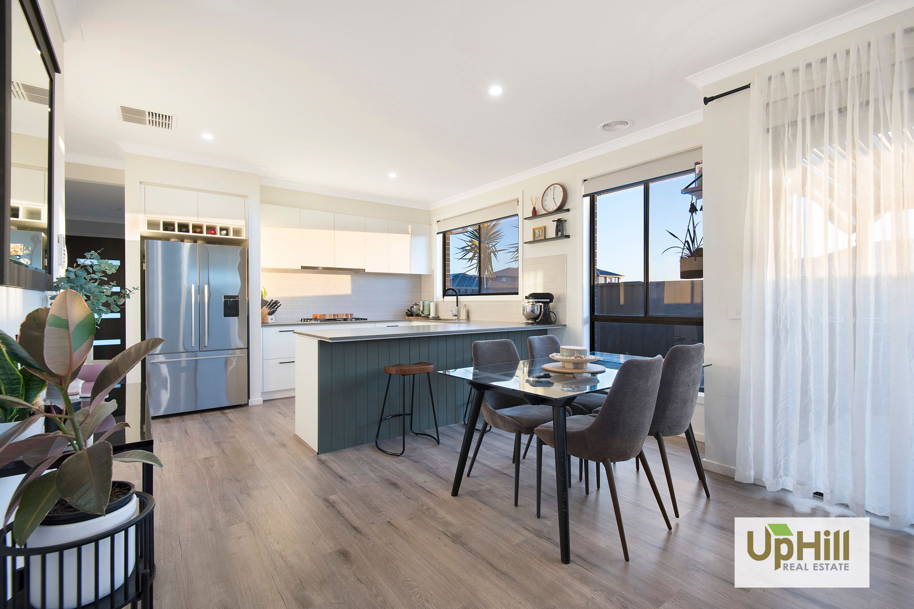 88 Athenaeum Avenue, Clyde North - Thumbnail 4