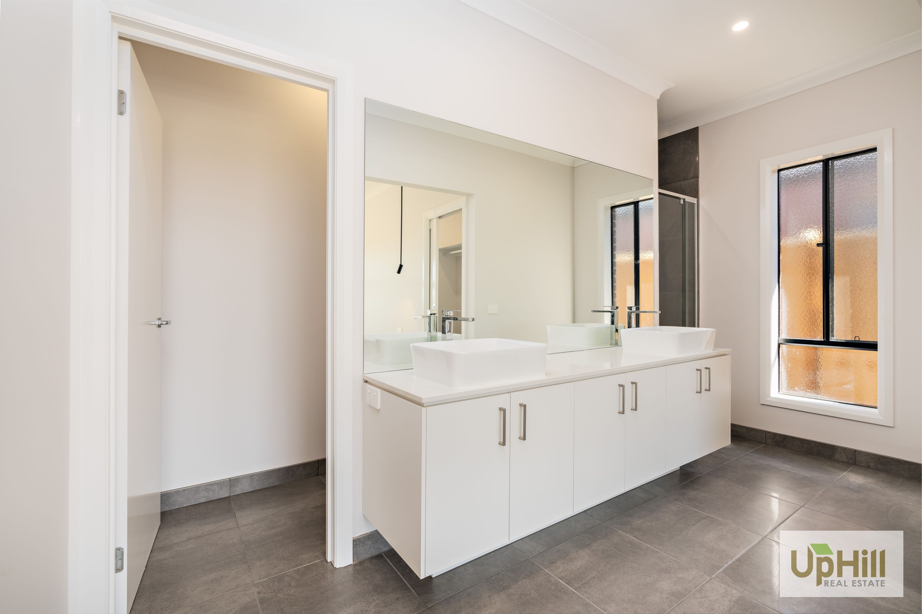10 CORROBOREE STREET, Clyde North - Thumbnail 5