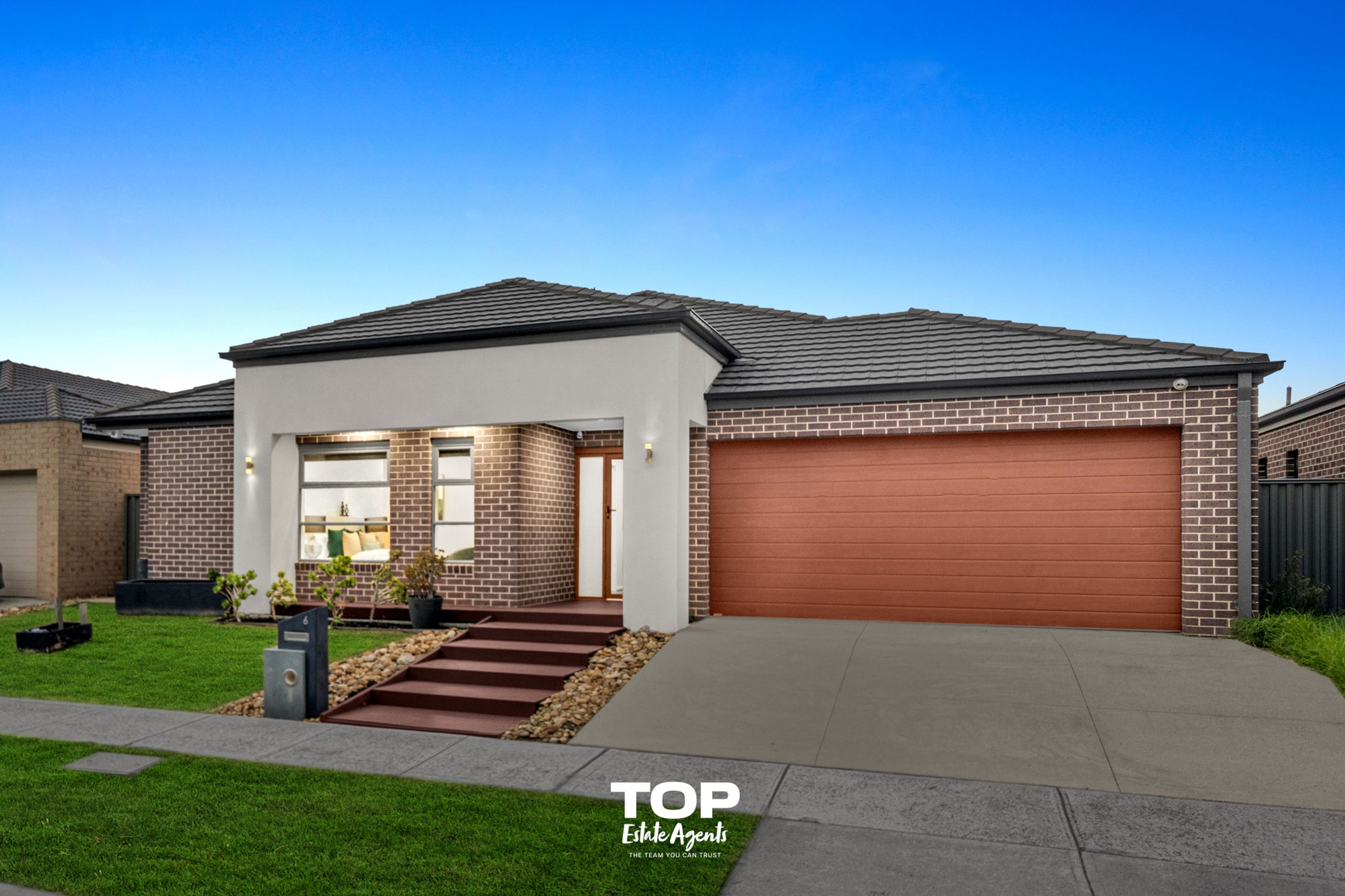 6 Dunstan Street, Cranbourne East - Thumbnail 2