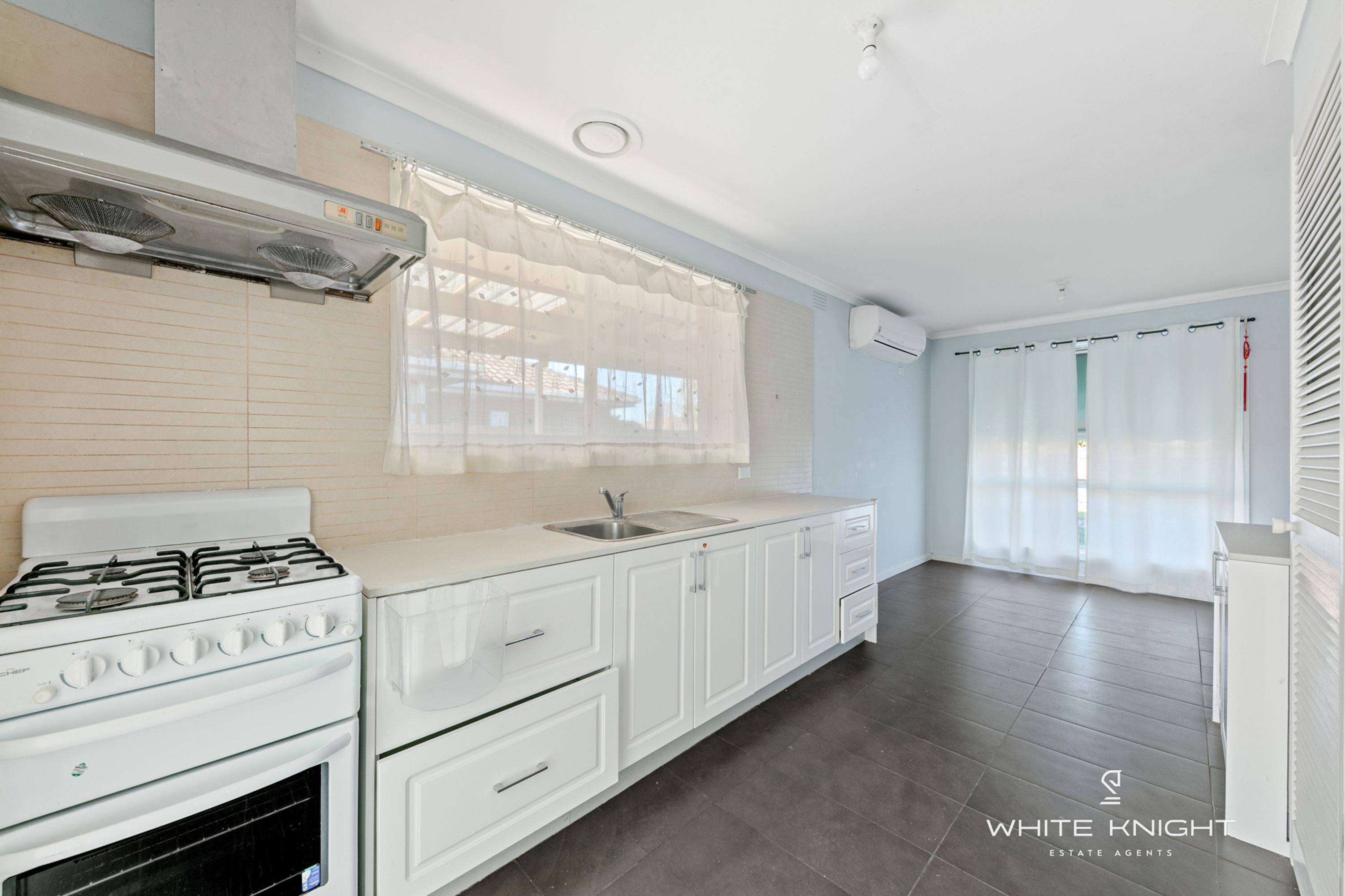 47 Ferris Avenue, Deer Park VIC 3023, Deer Park - Thumbnail 4