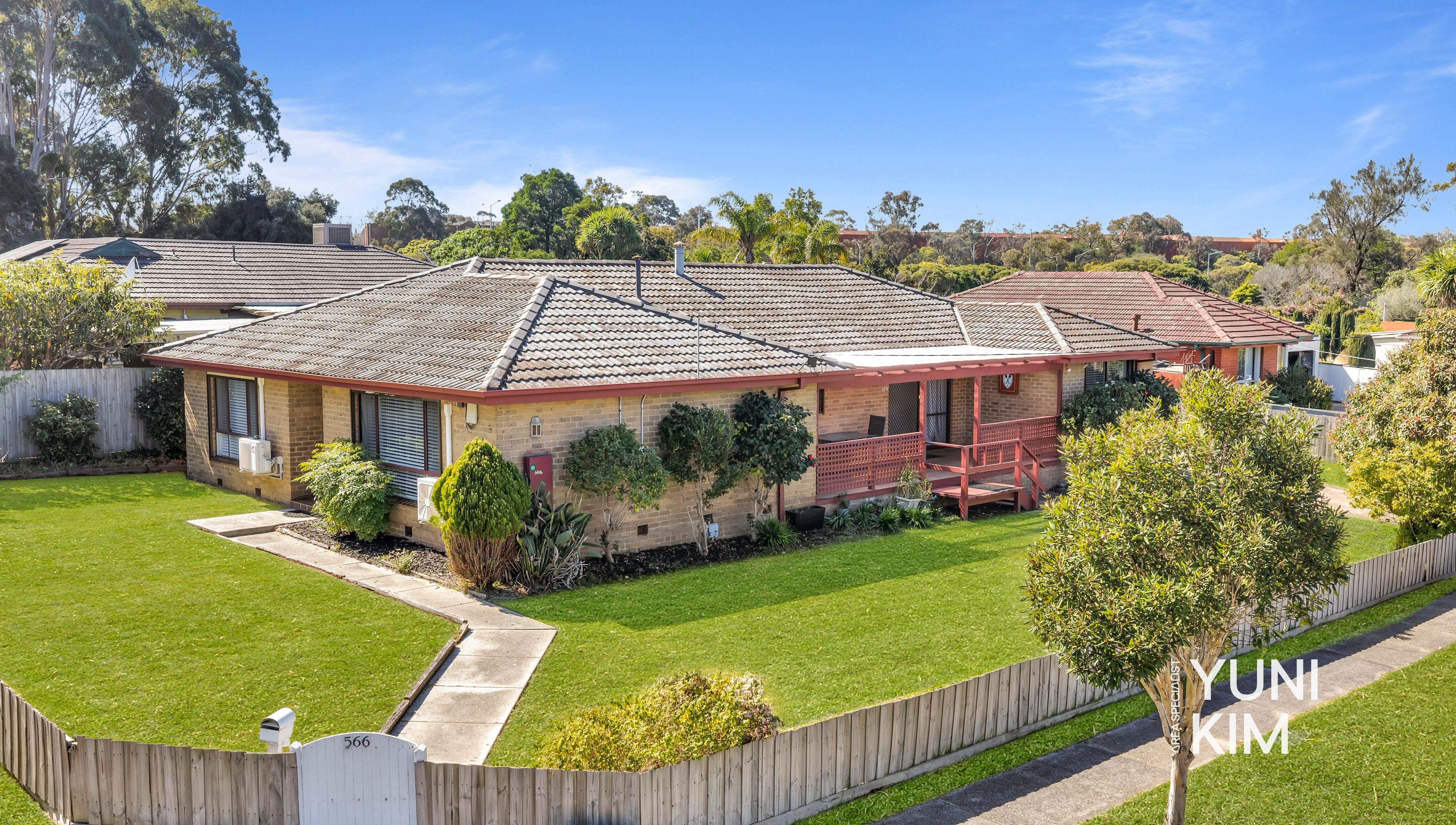 566 Blackburn Road, Glen Waverley - Image 1