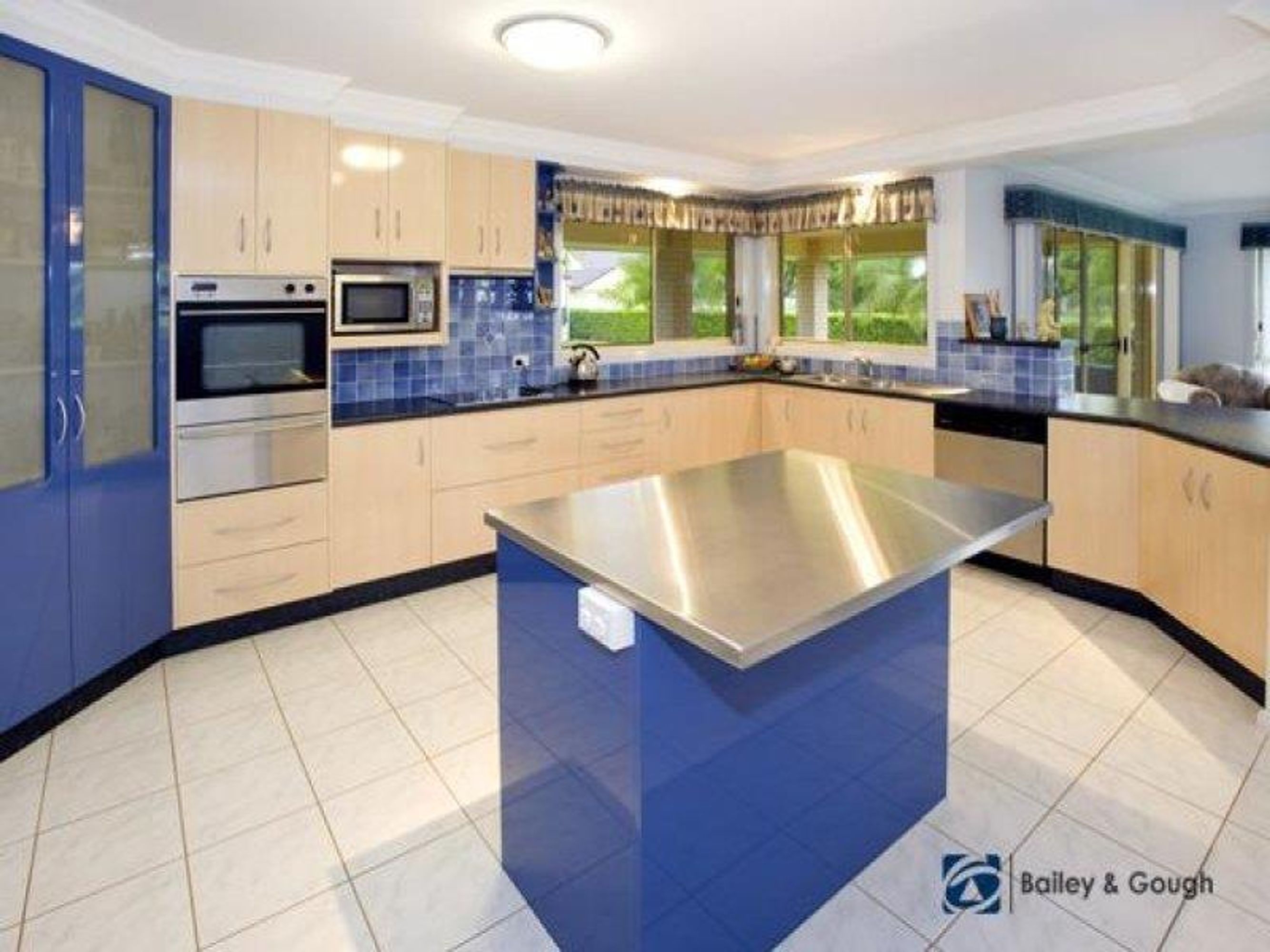 9 Lake Edgecombe Close, Junction Hill - Thumbnail 3