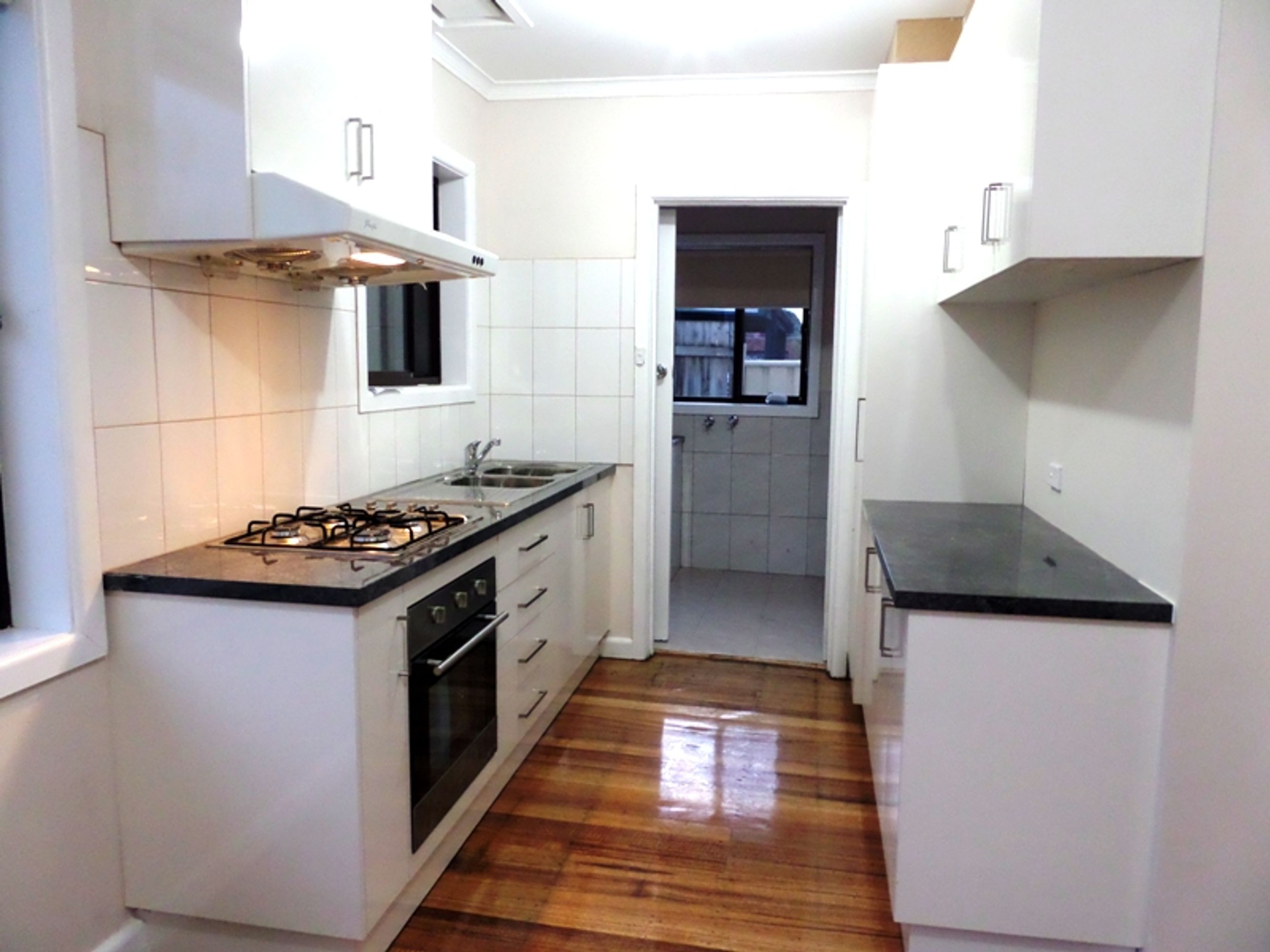 64 St James Avenue, Springvale - Thumbnail 8