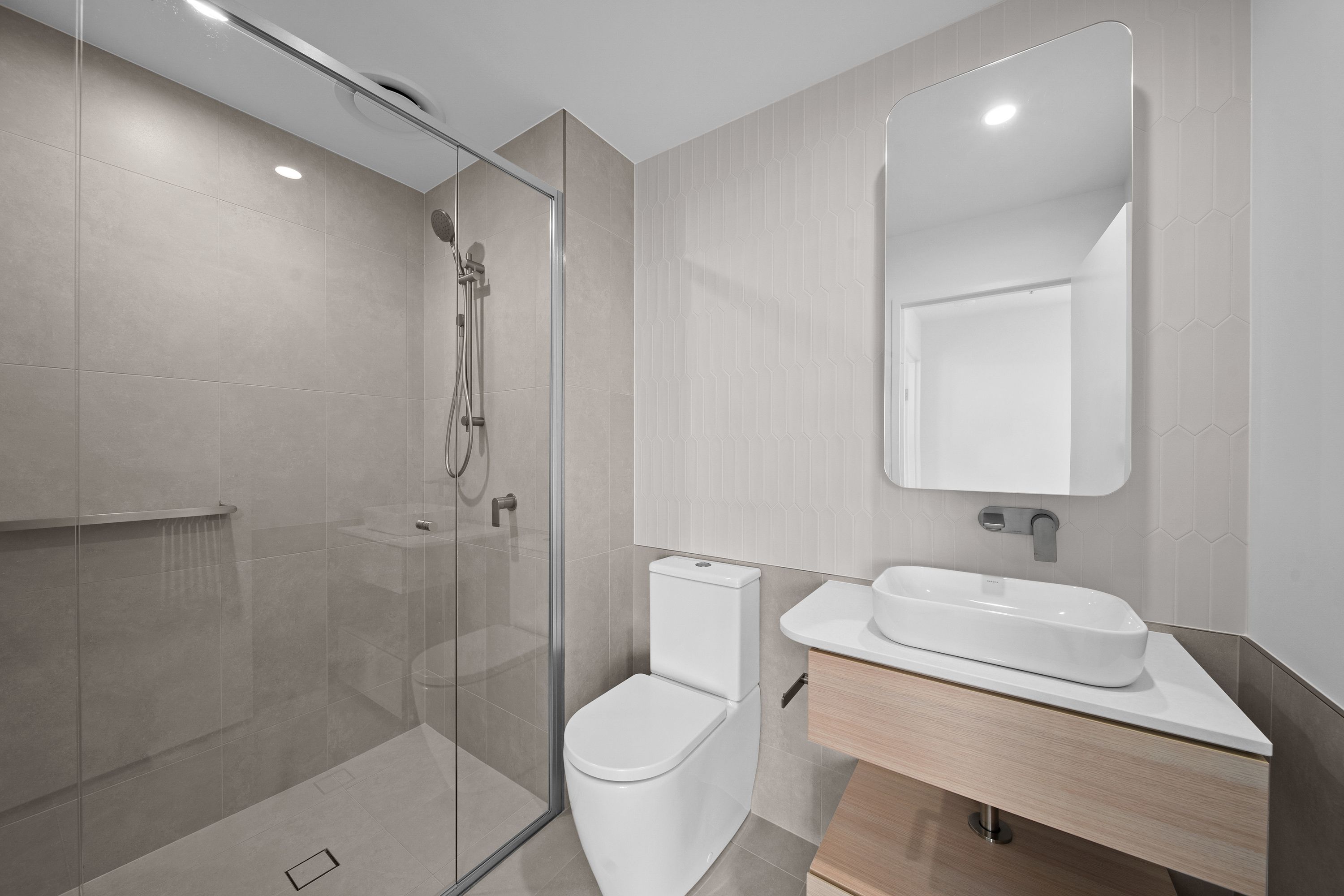 803/104 Easty Street, Phillip - Thumbnail 4