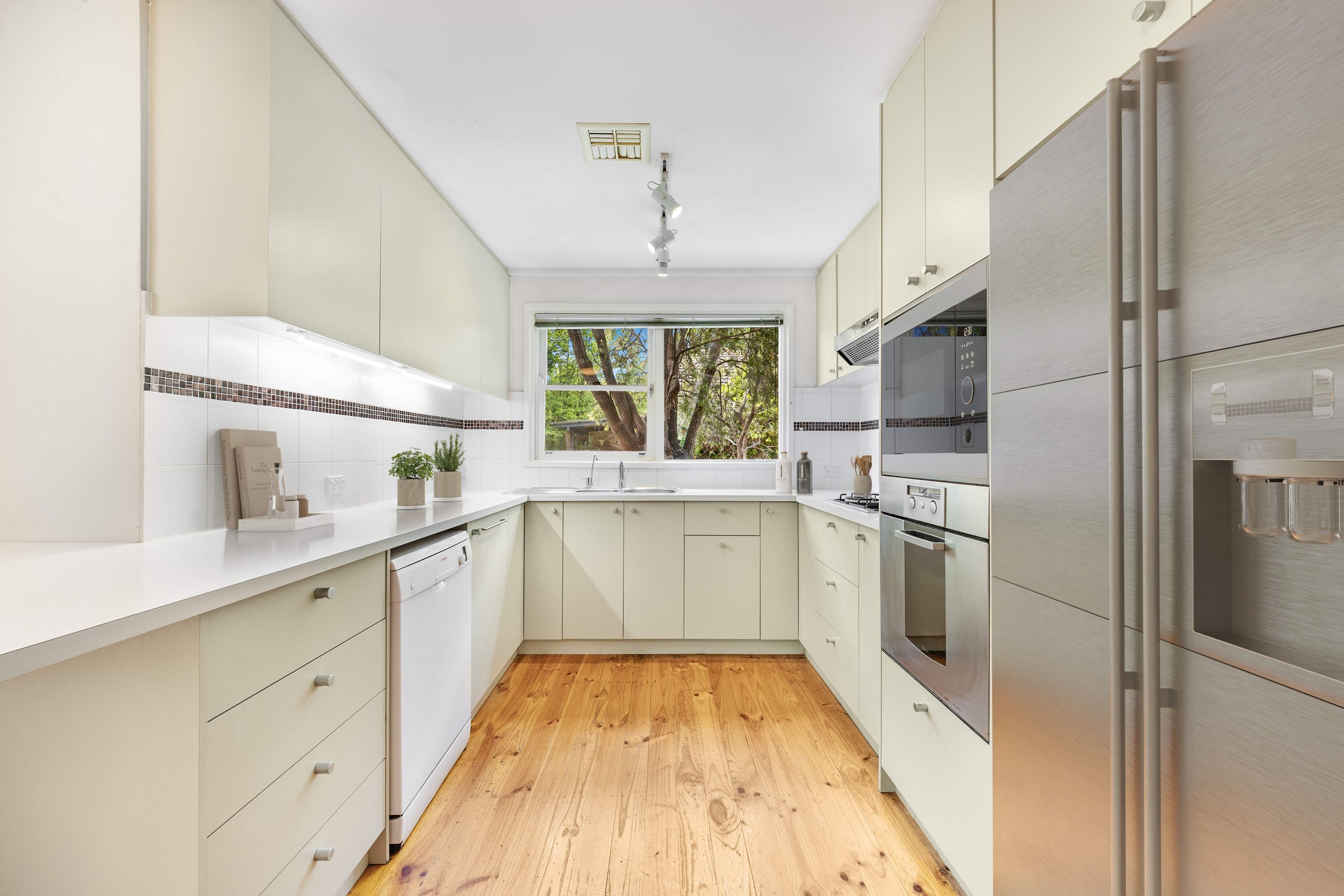 6 Lynch Street, Hughes - Thumbnail 7