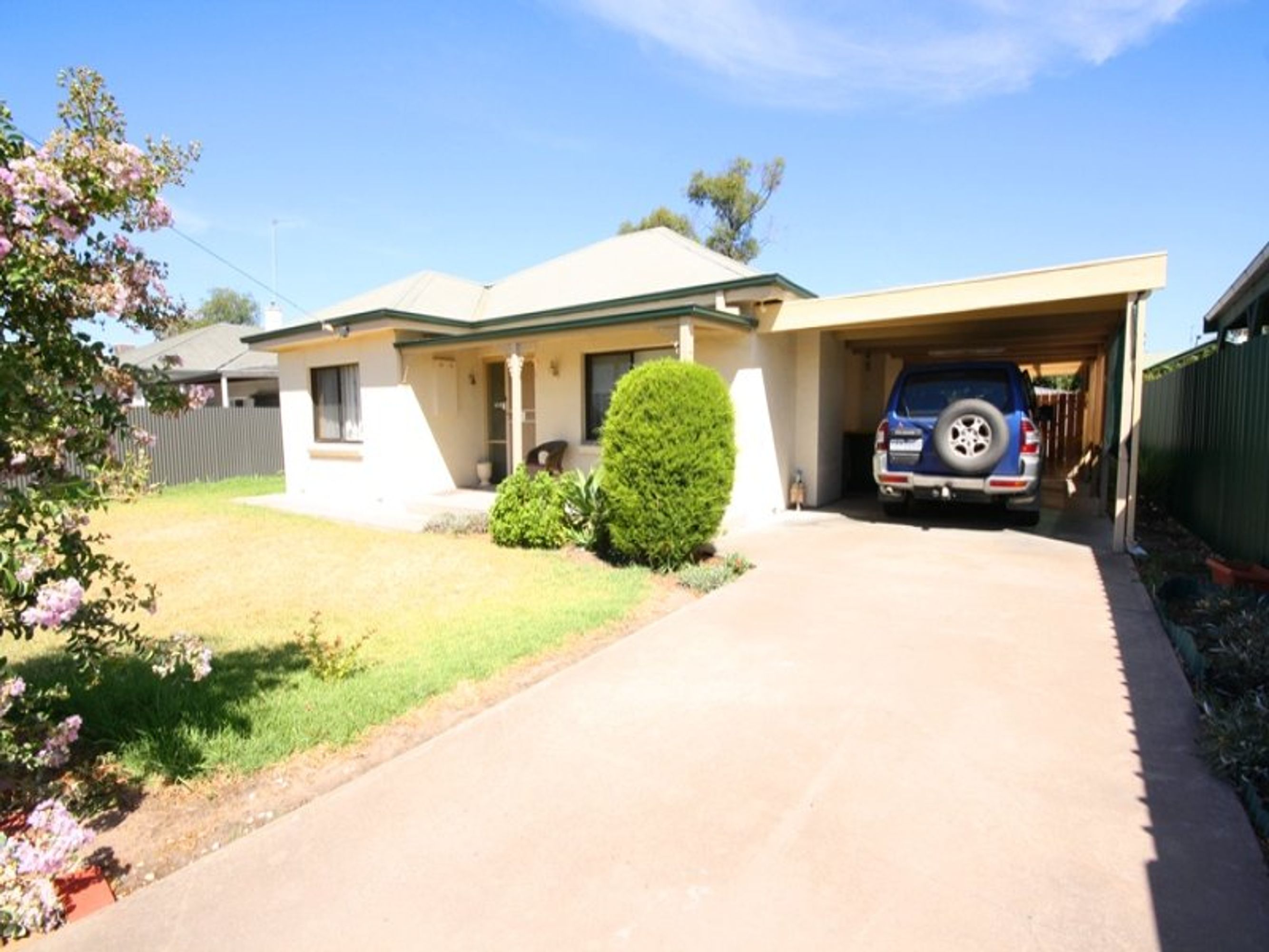 9 Sunnyside Avenue, Horsham VIC 3400, Horsham - Thumbnail 2