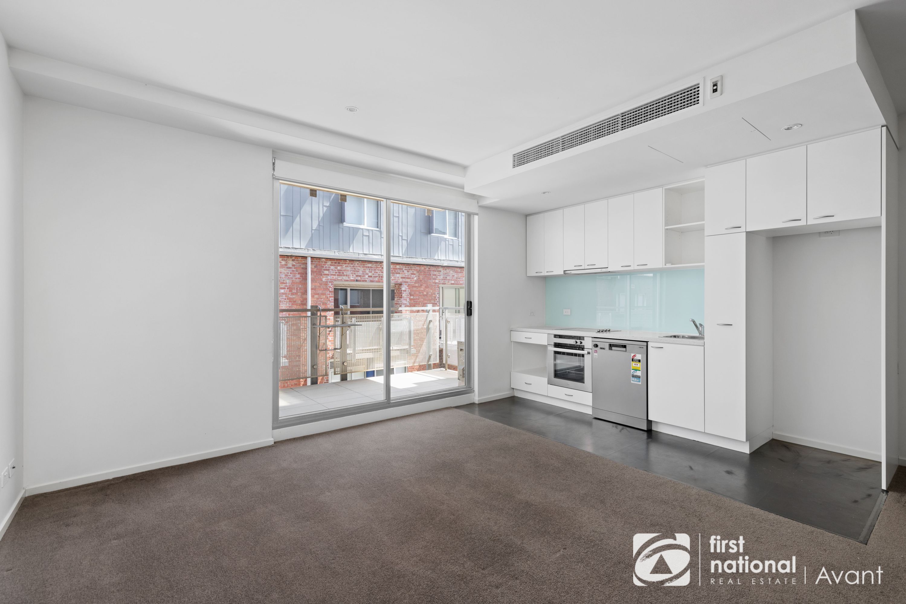 207/52 Dow Street, Port Melbourne - Thumbnail 5