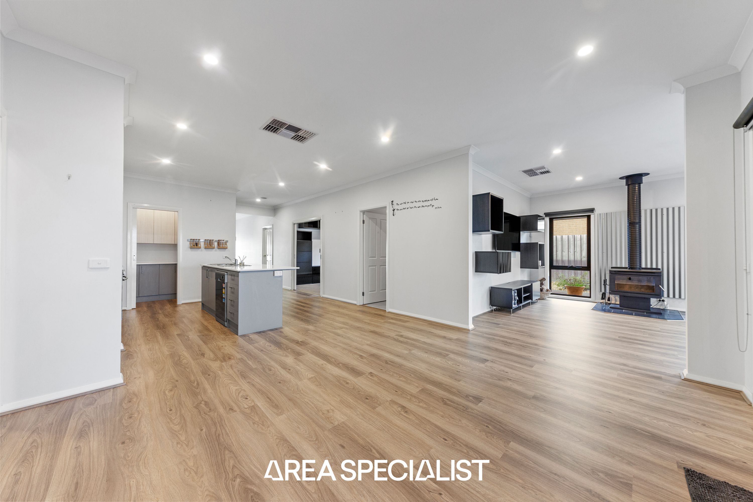 65 Diamond Drive, Koo Wee Rup - Thumbnail 6