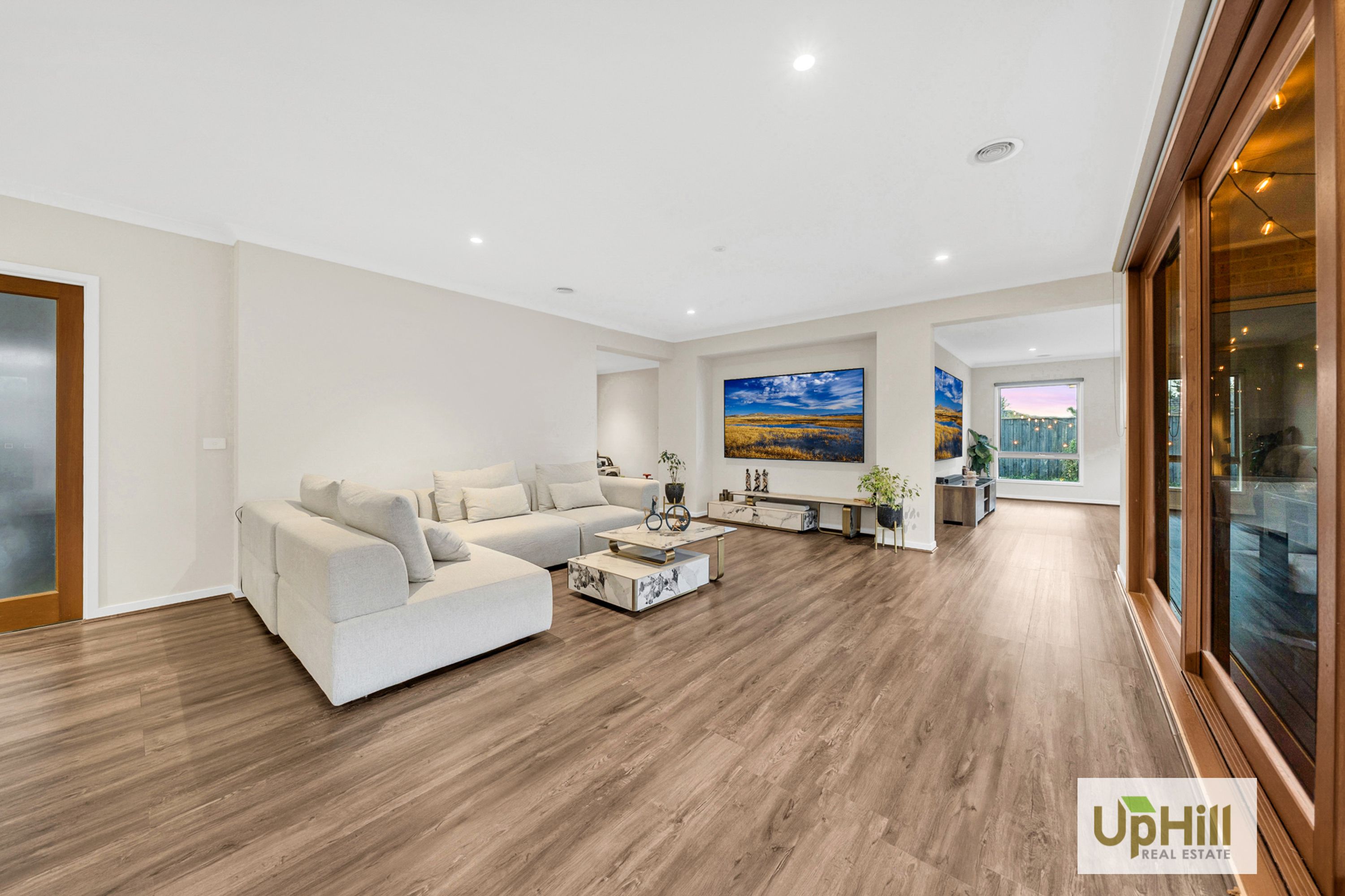 61 Belcam Circuit, Clyde North - Thumbnail 5
