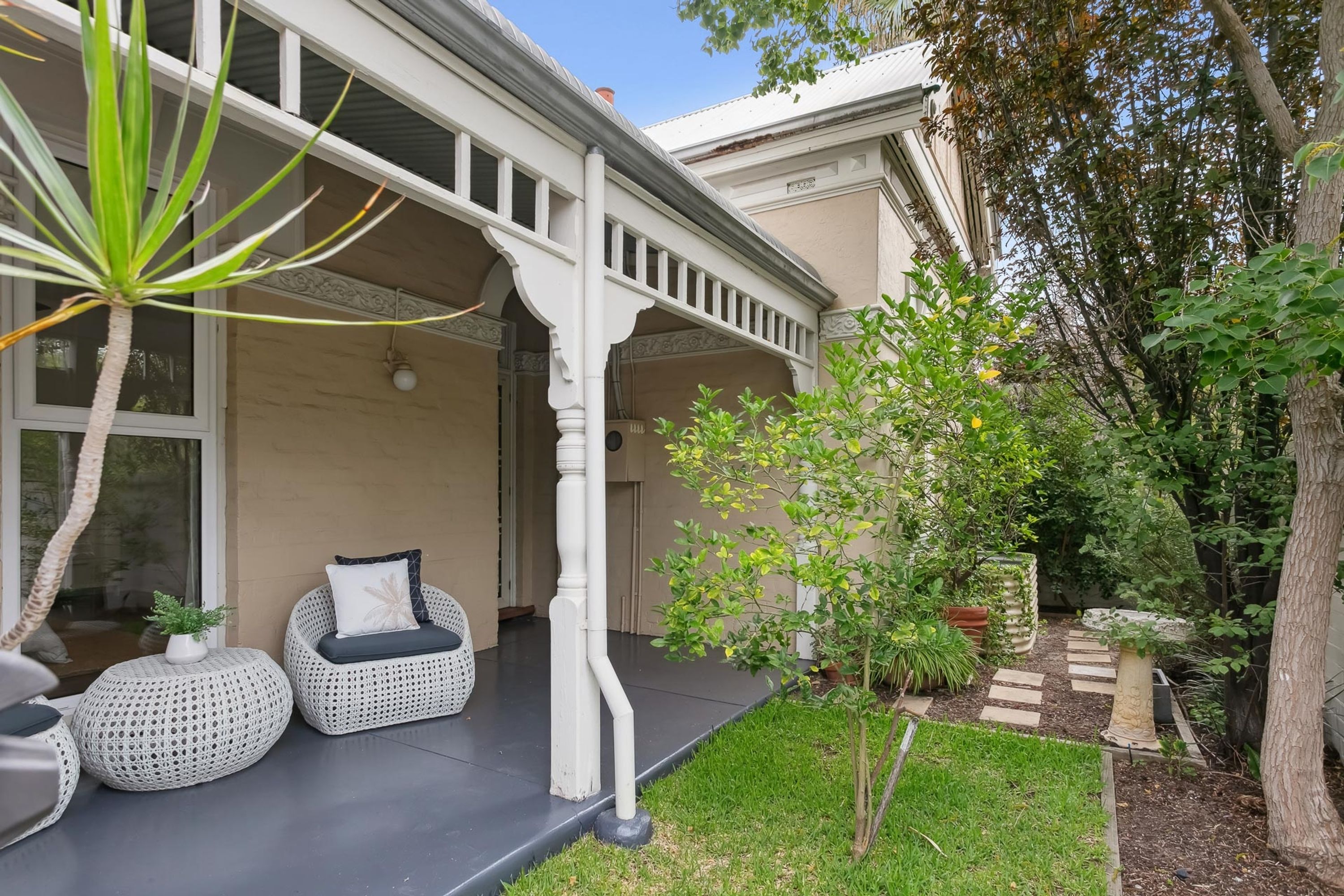 103 Roberts Road, Subiaco - Thumbnail 3