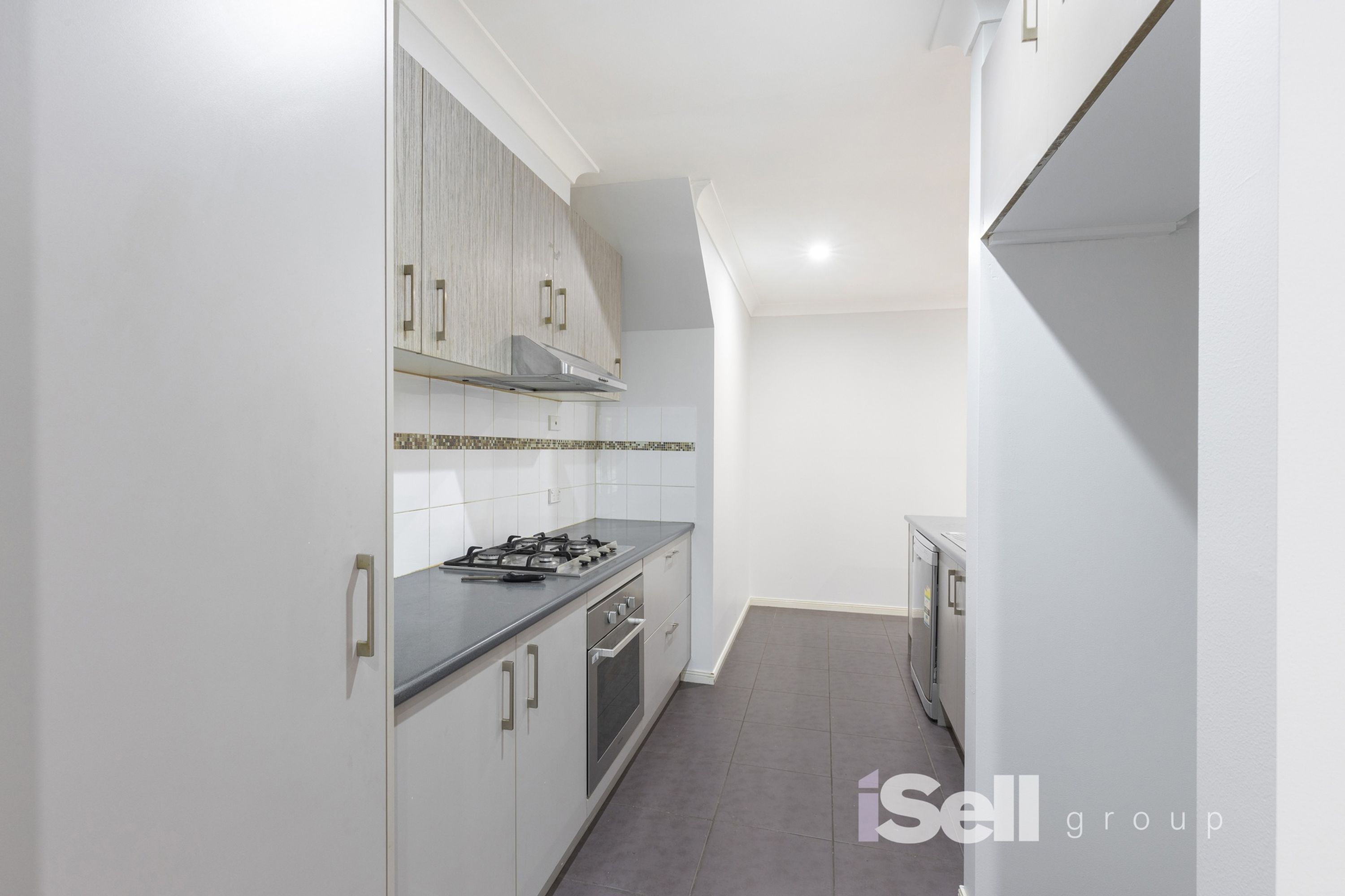 93 Keneally St, Dandenong - Thumbnail 7