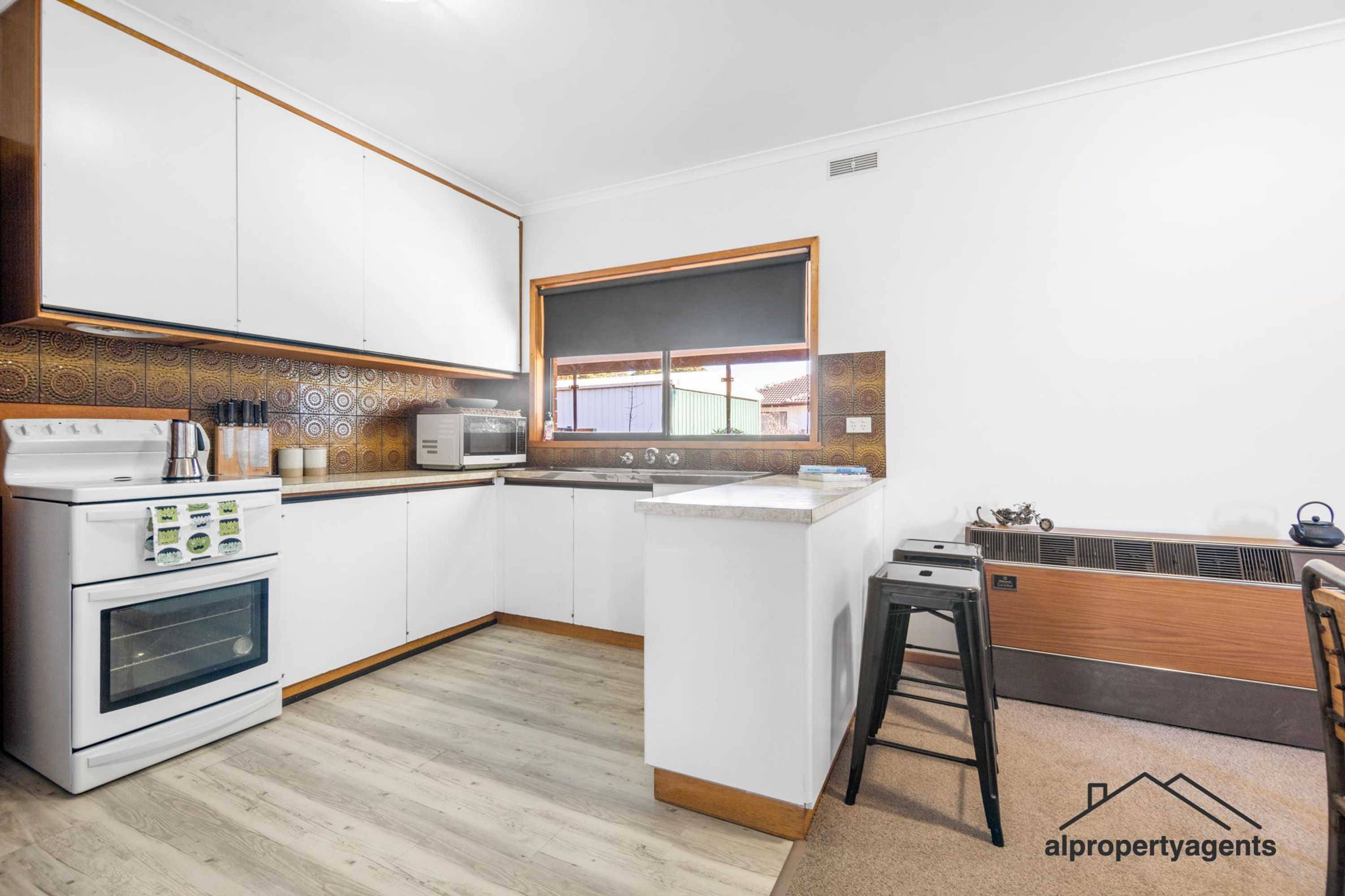 6 Riley Road, Horsham VIC 3400, Horsham - Thumbnail 2