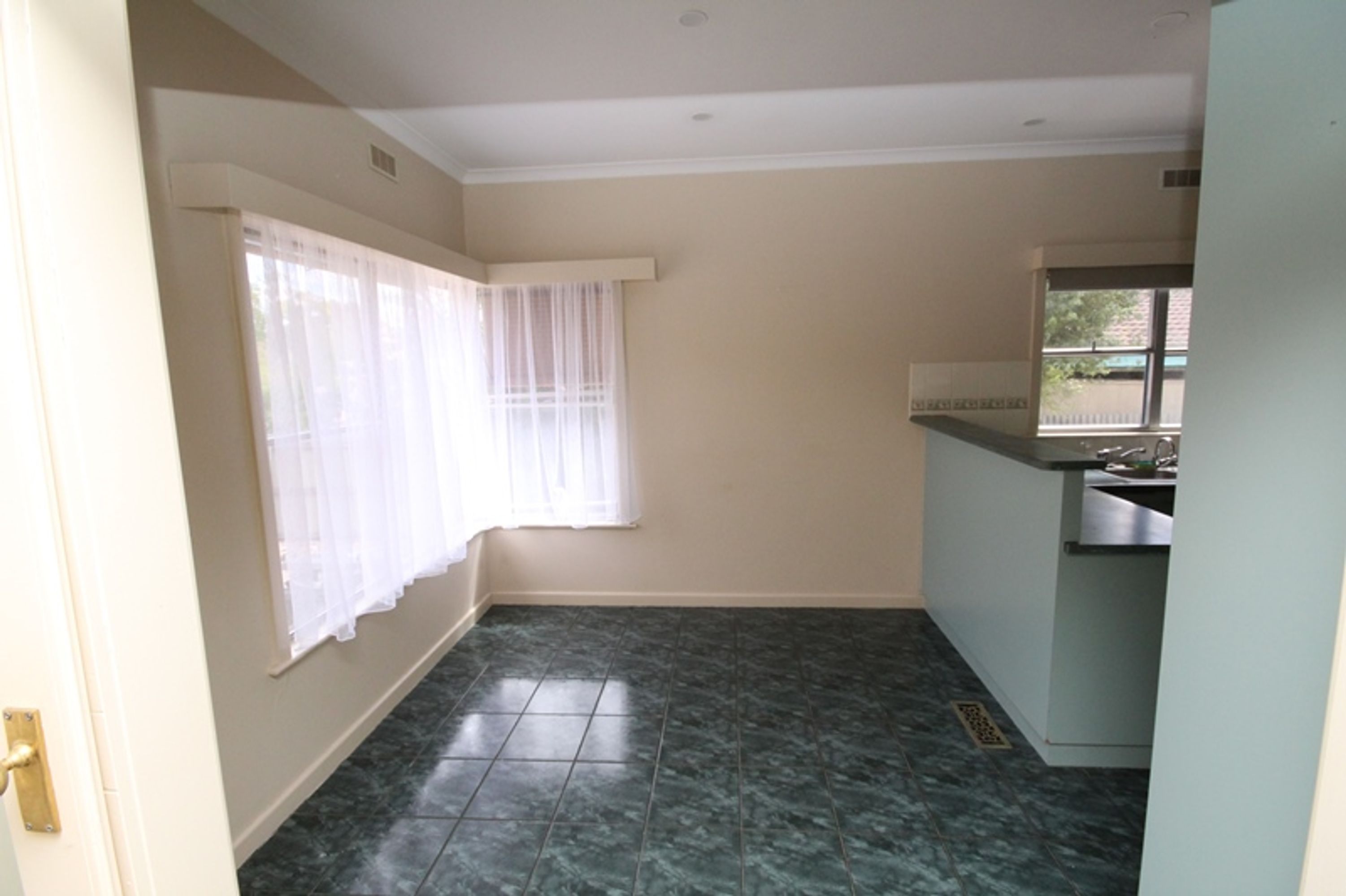 2 James Street, Horsham VIC 3400, Horsham - Thumbnail 4