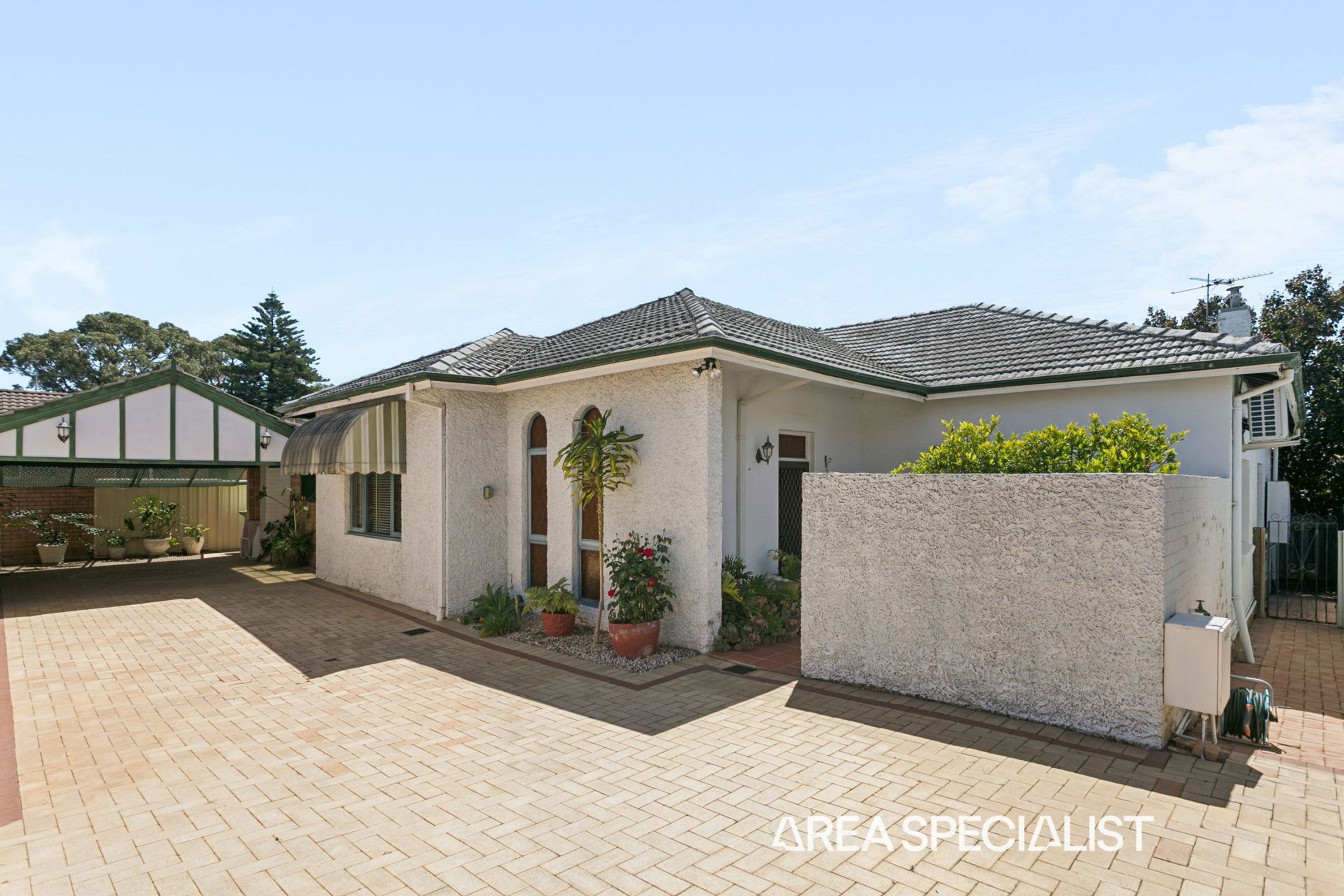 492 Cambridge Street, Floreat - Image 1