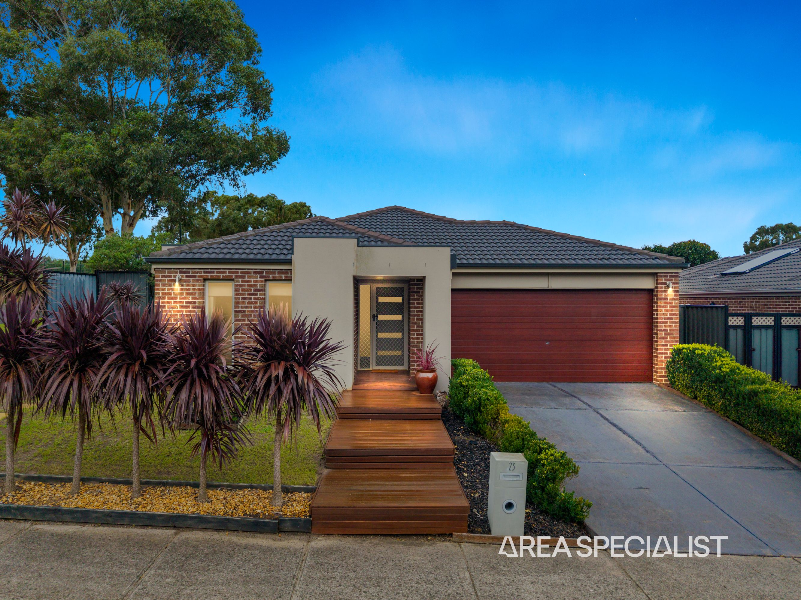 23 Half Moon Crescent, Pakenham - Thumbnail 2
