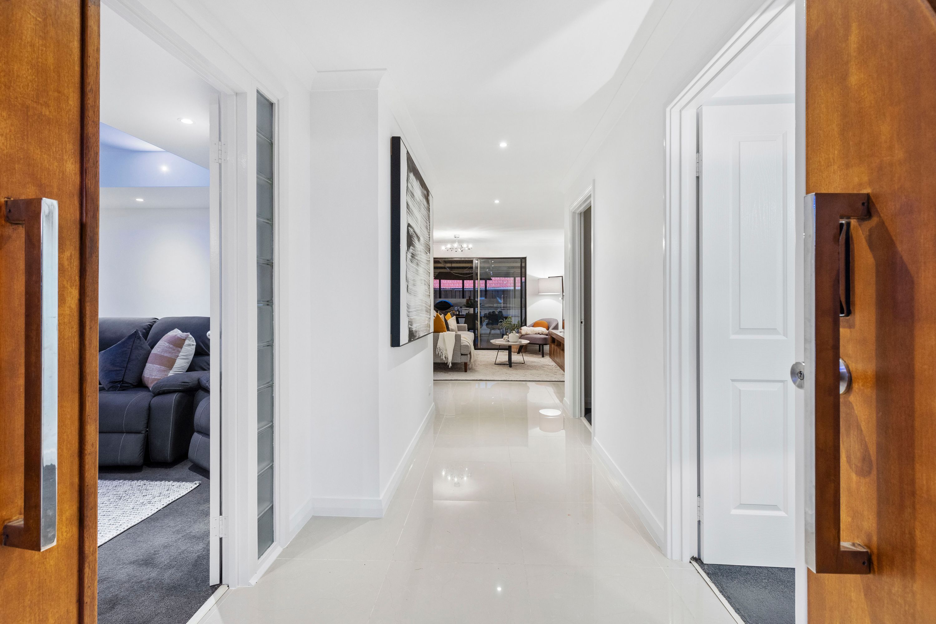 2 Fairlie Grove, Kinross - Thumbnail 2