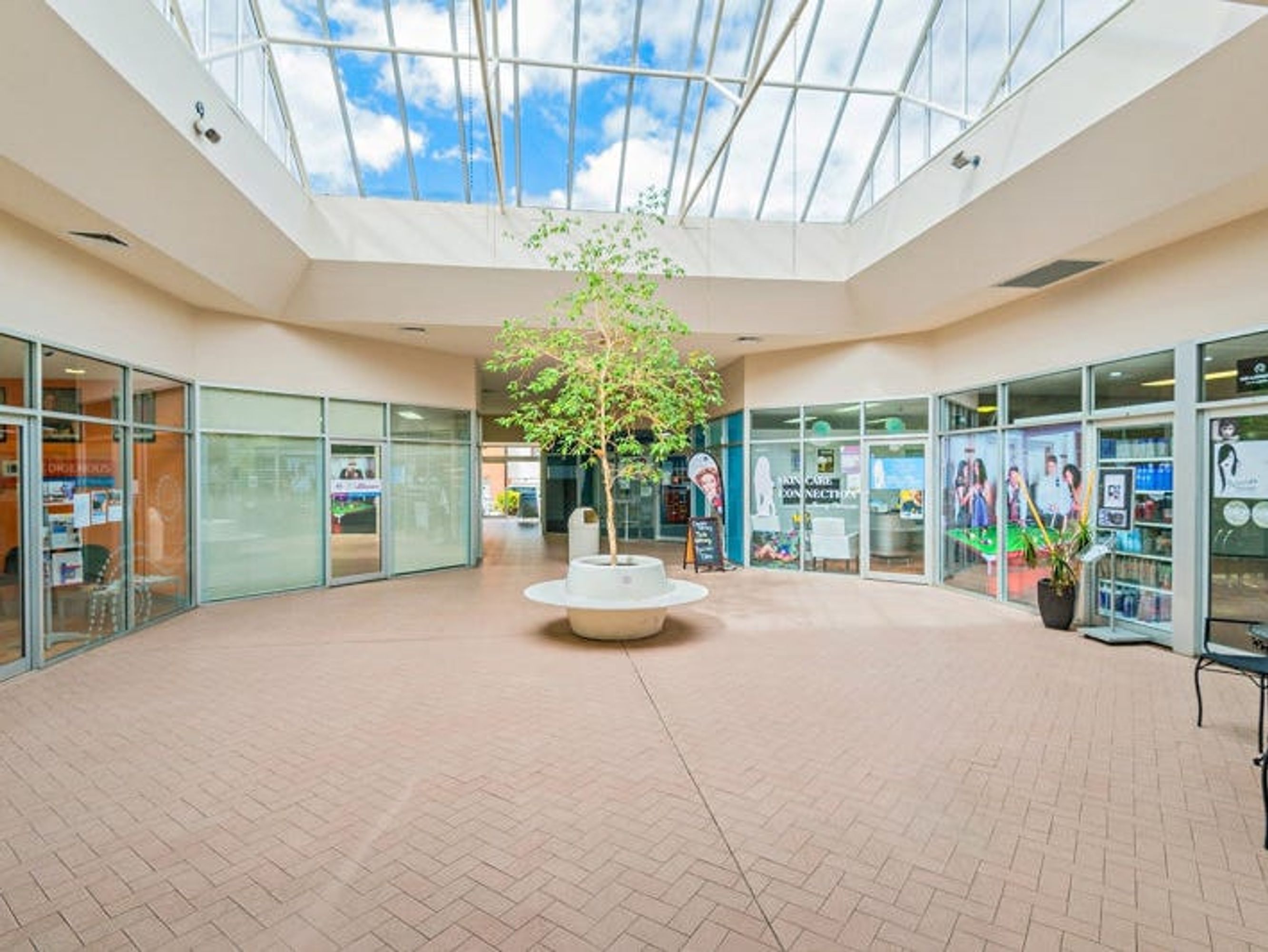 22-26 King Street, Grafton - Image 1