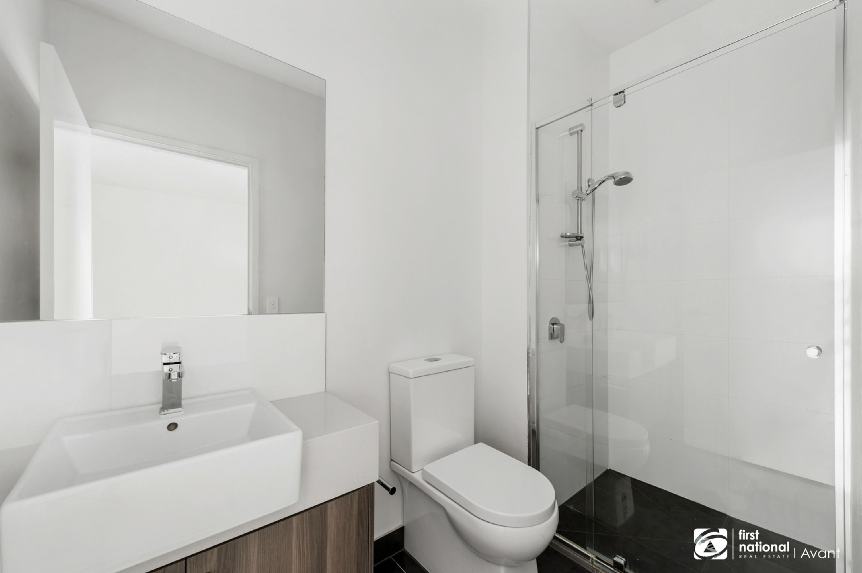 2/4 Luena Road, Balwyn North - Thumbnail 6
