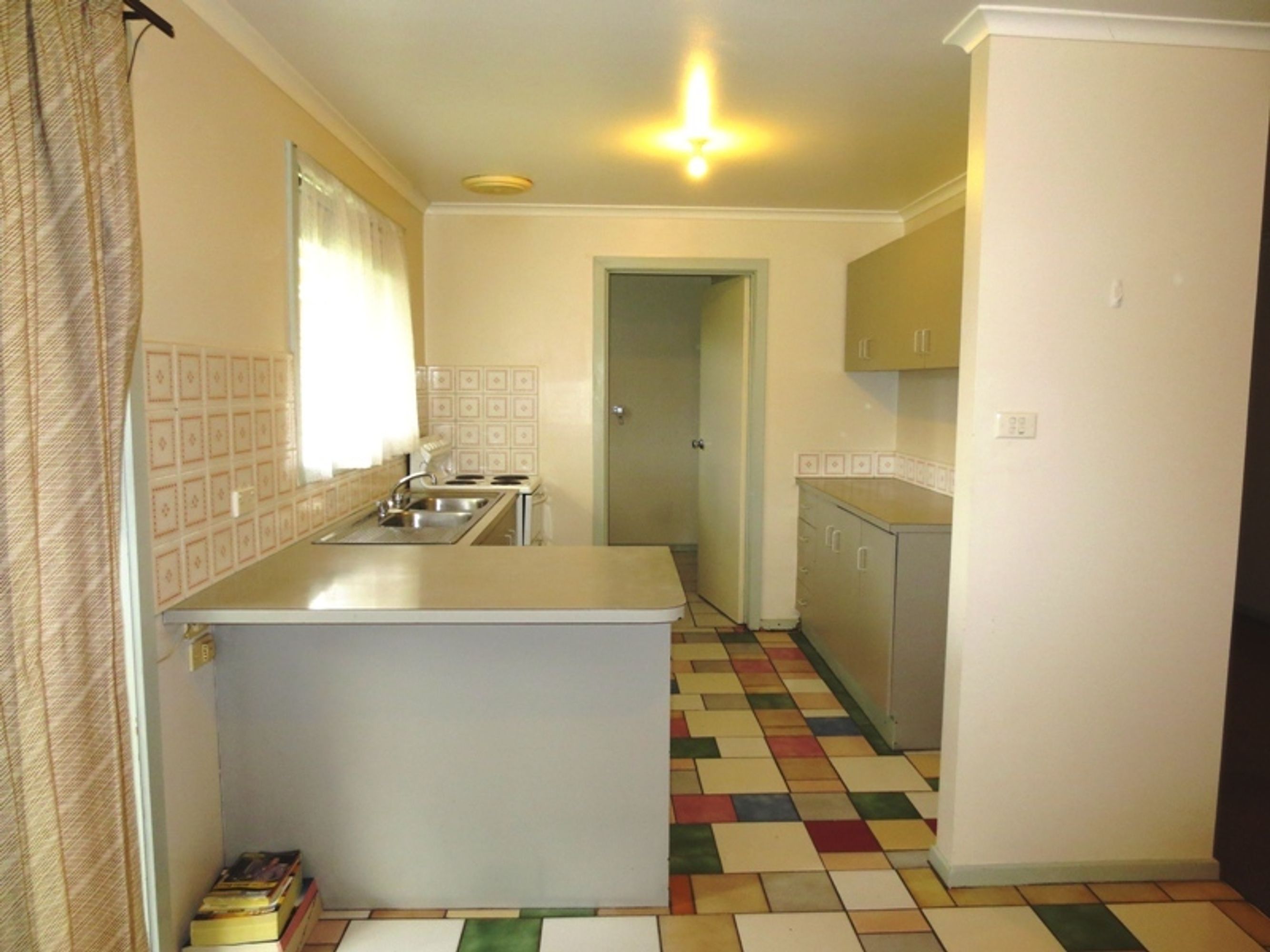 1 Bartley Place, Springvale South - Thumbnail 5