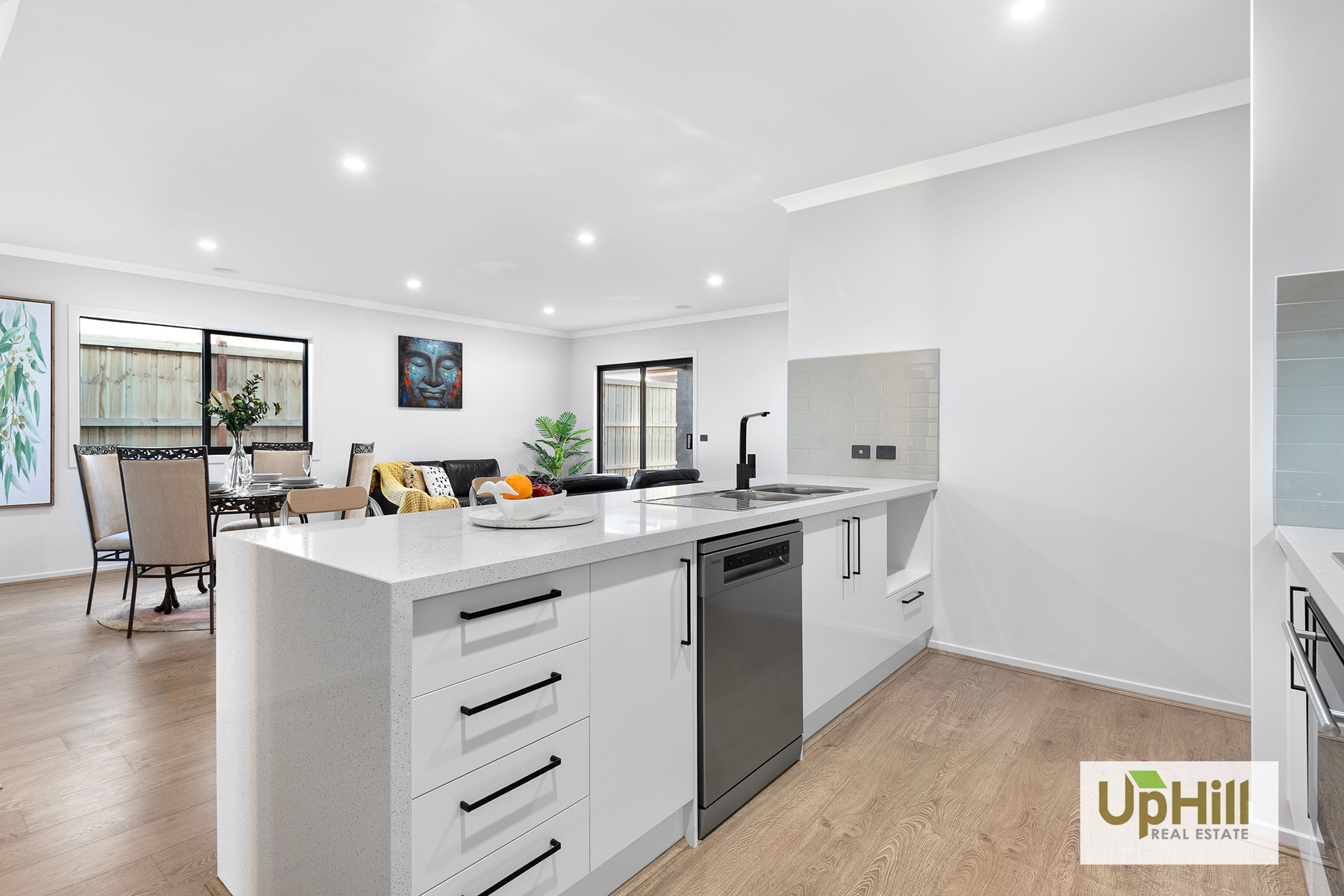 63 Stringer Avenue, Cranbourne - Thumbnail 5