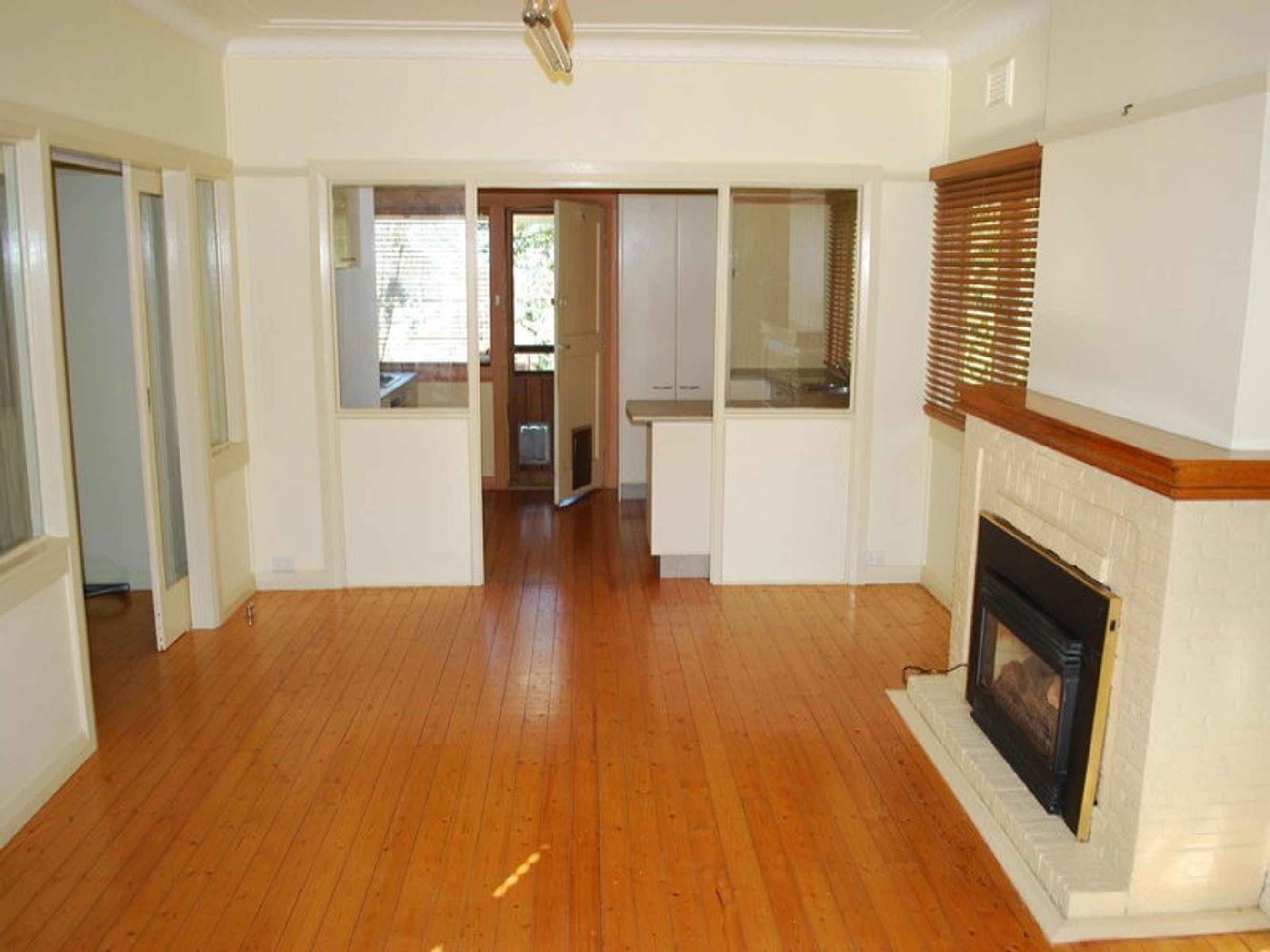 72 Darley Street, Katoomba - Thumbnail 3