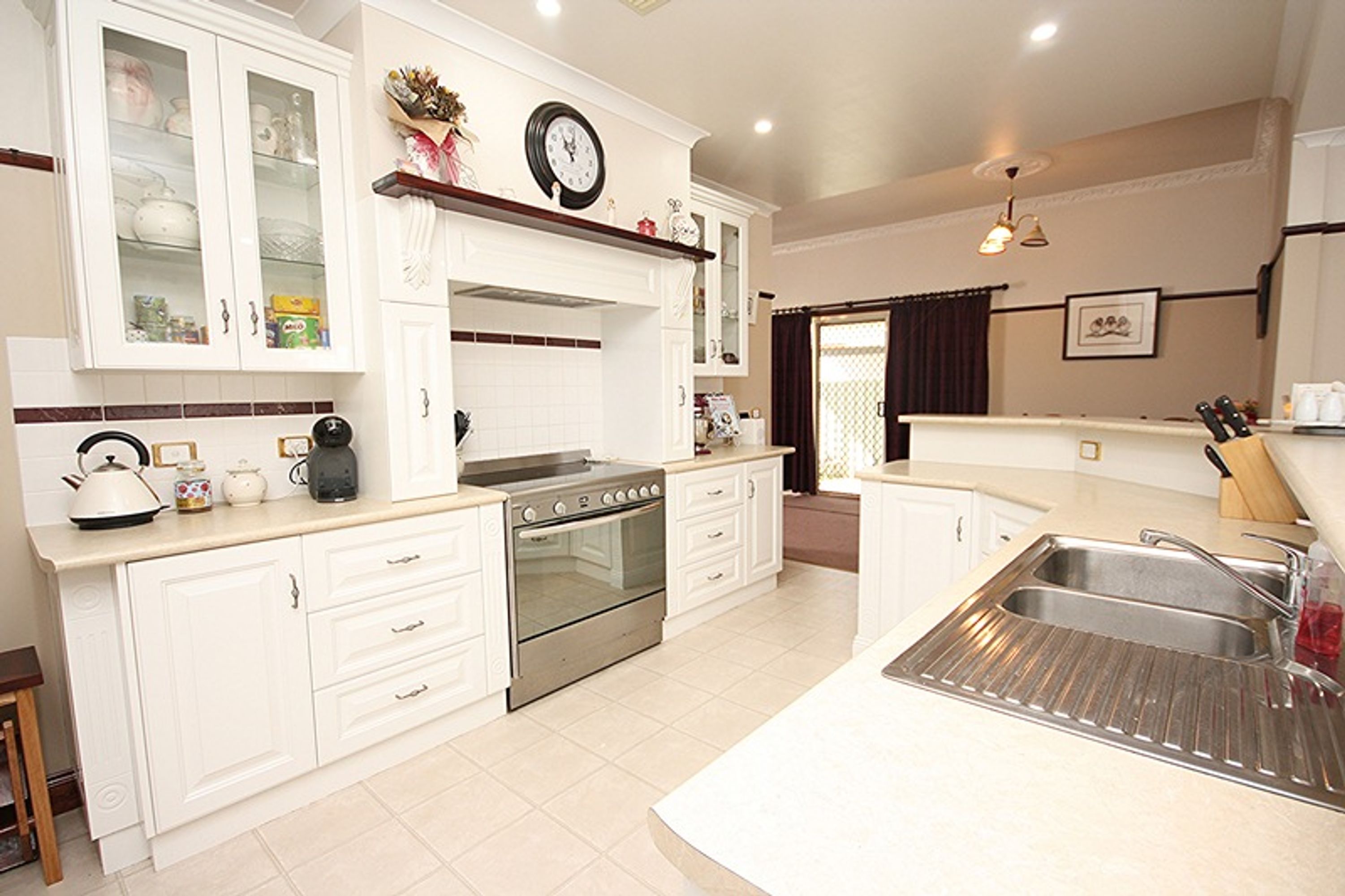 57 Frederick Street, Horsham VIC 3400, Horsham - Thumbnail 2