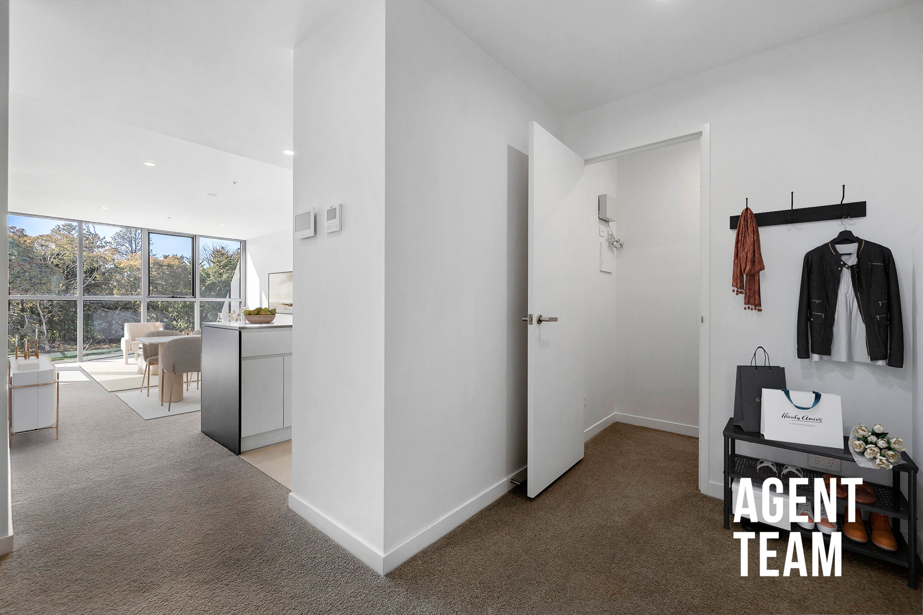 206/104 Easty Street, Phillip - Thumbnail 7