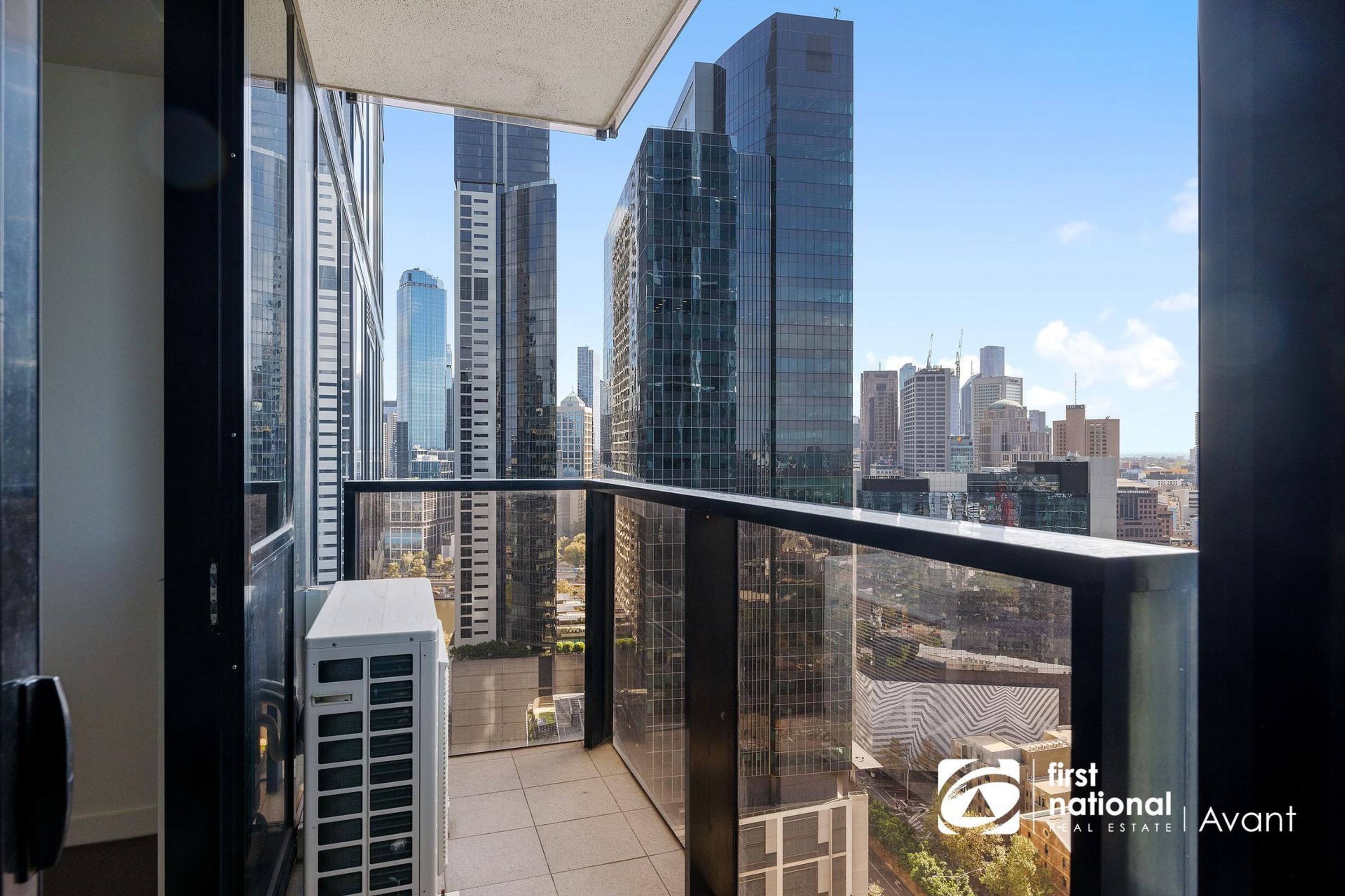 3104/133 City Road, Southbank - Thumbnail 2