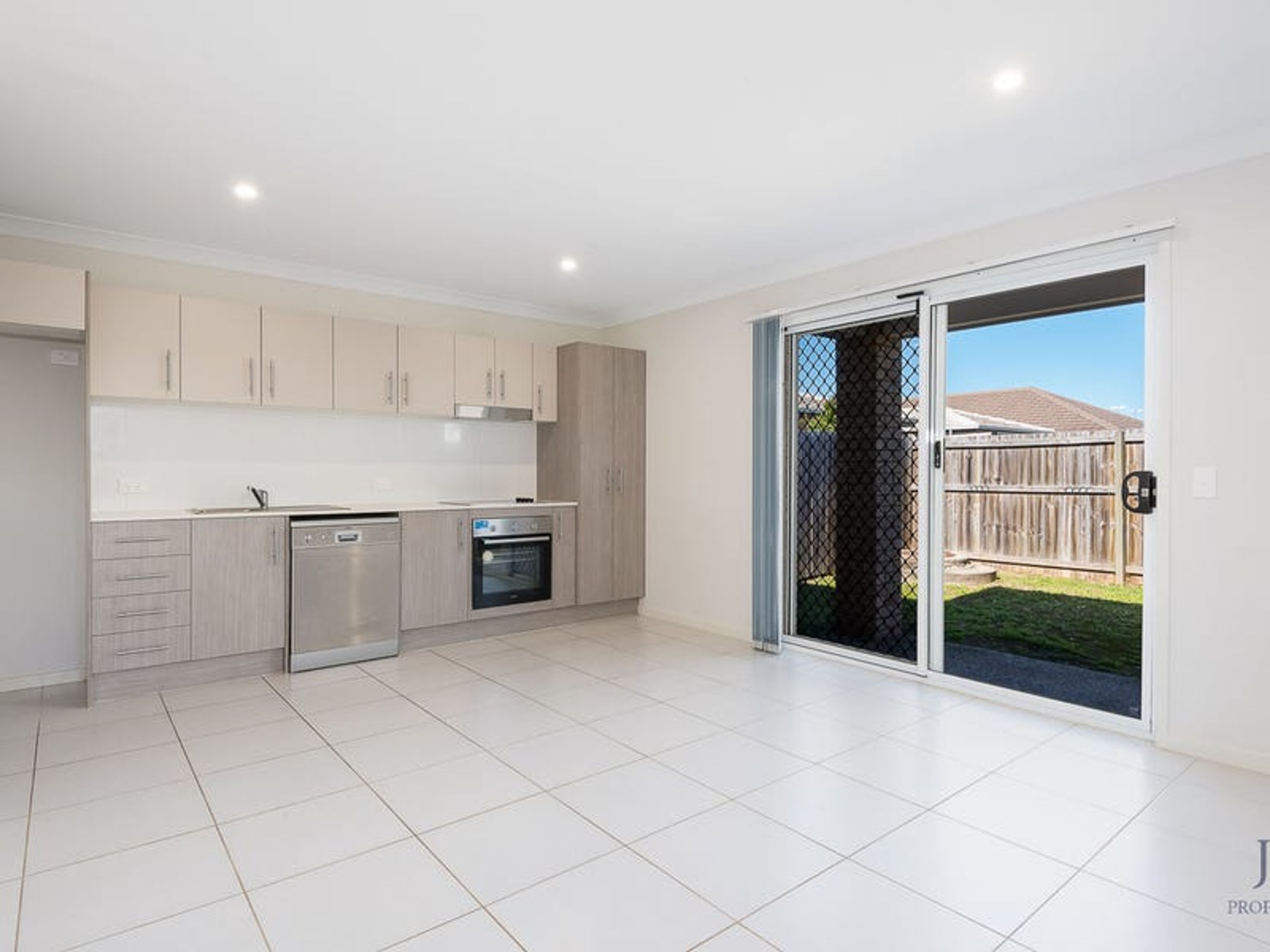 16 Baxter Crescent, Caboolture - Thumbnail 7