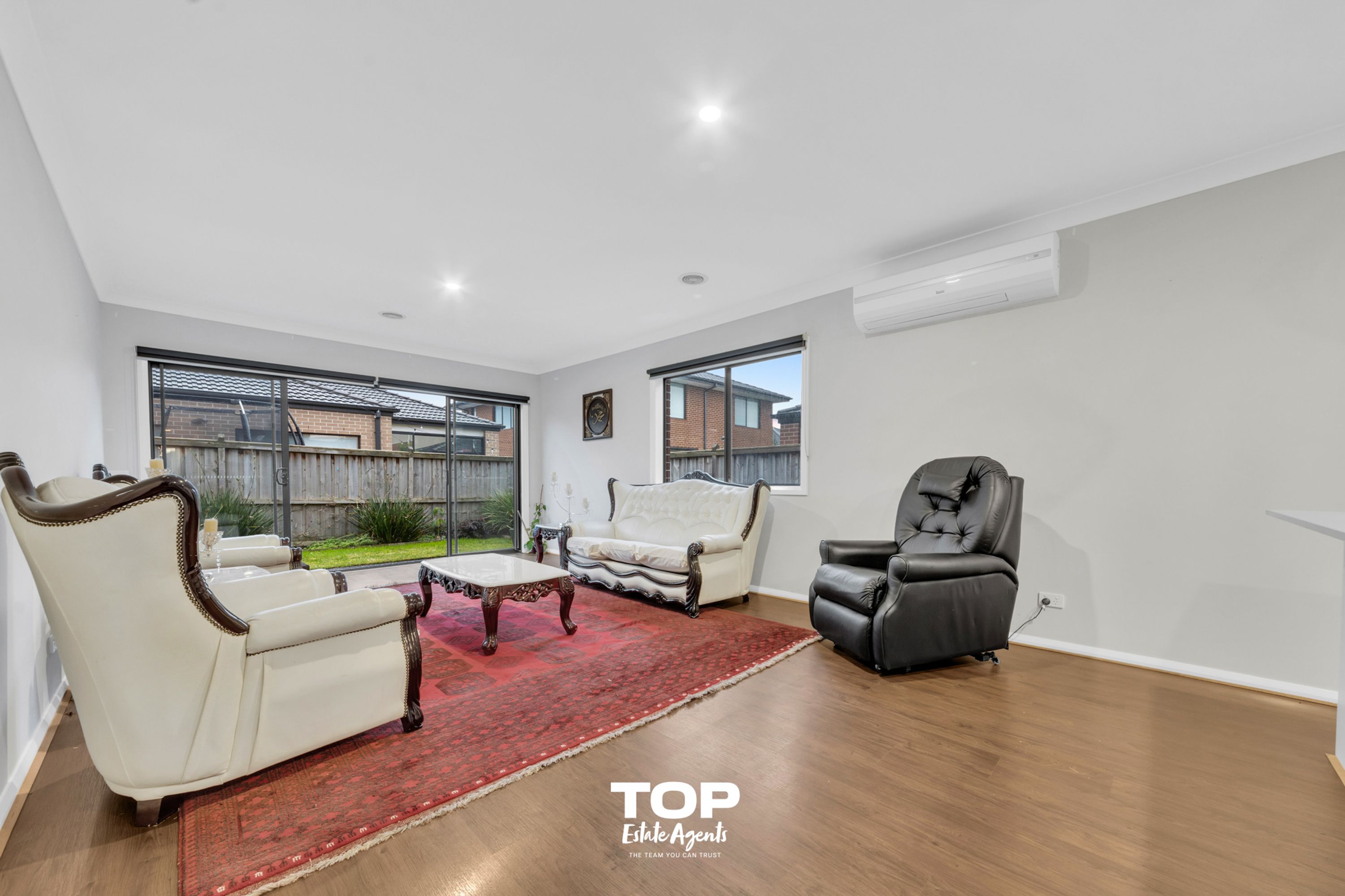 53 Moxham Drive, Clyde North - Thumbnail 5