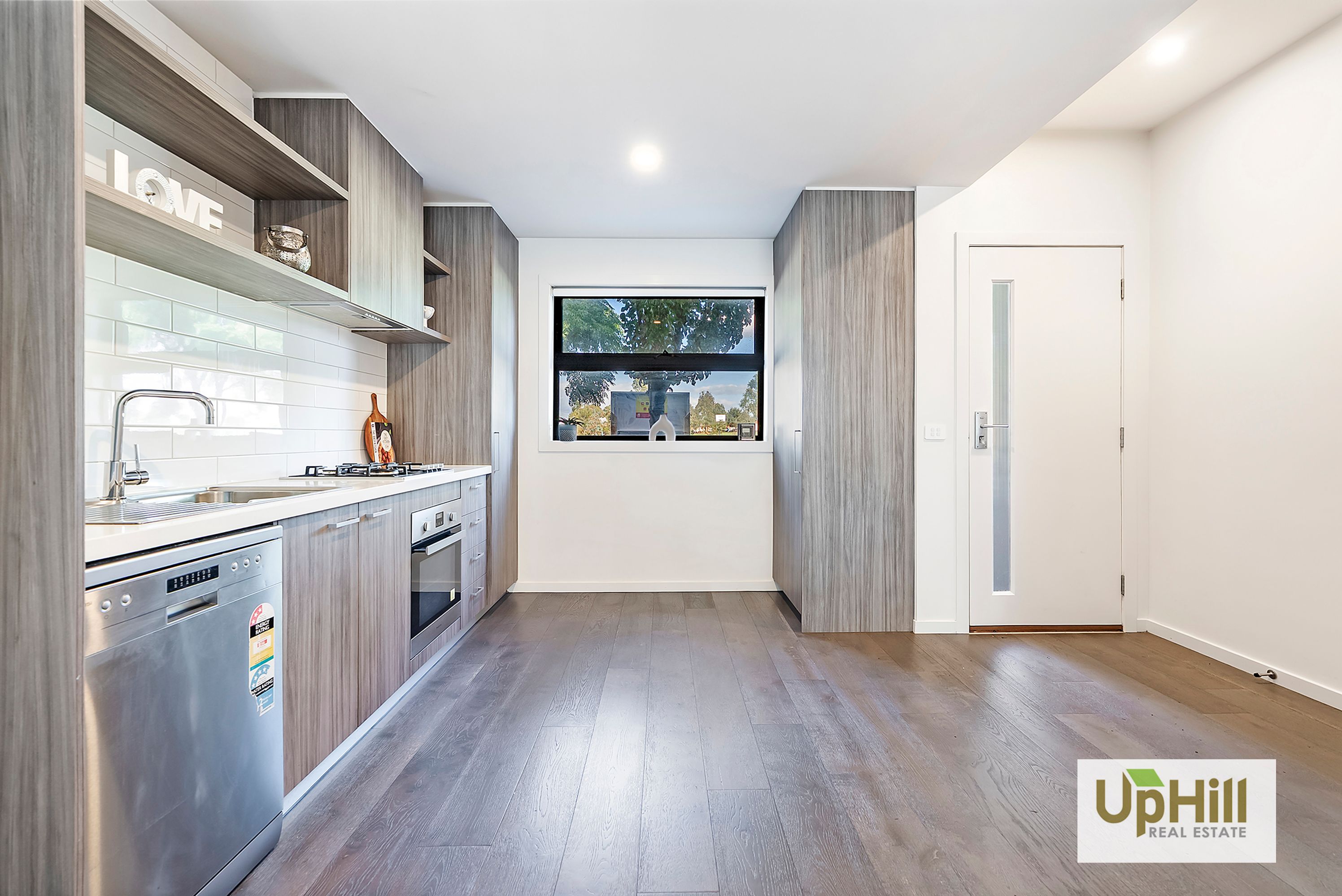 51 Villager St, Cranbourne East - Thumbnail 7