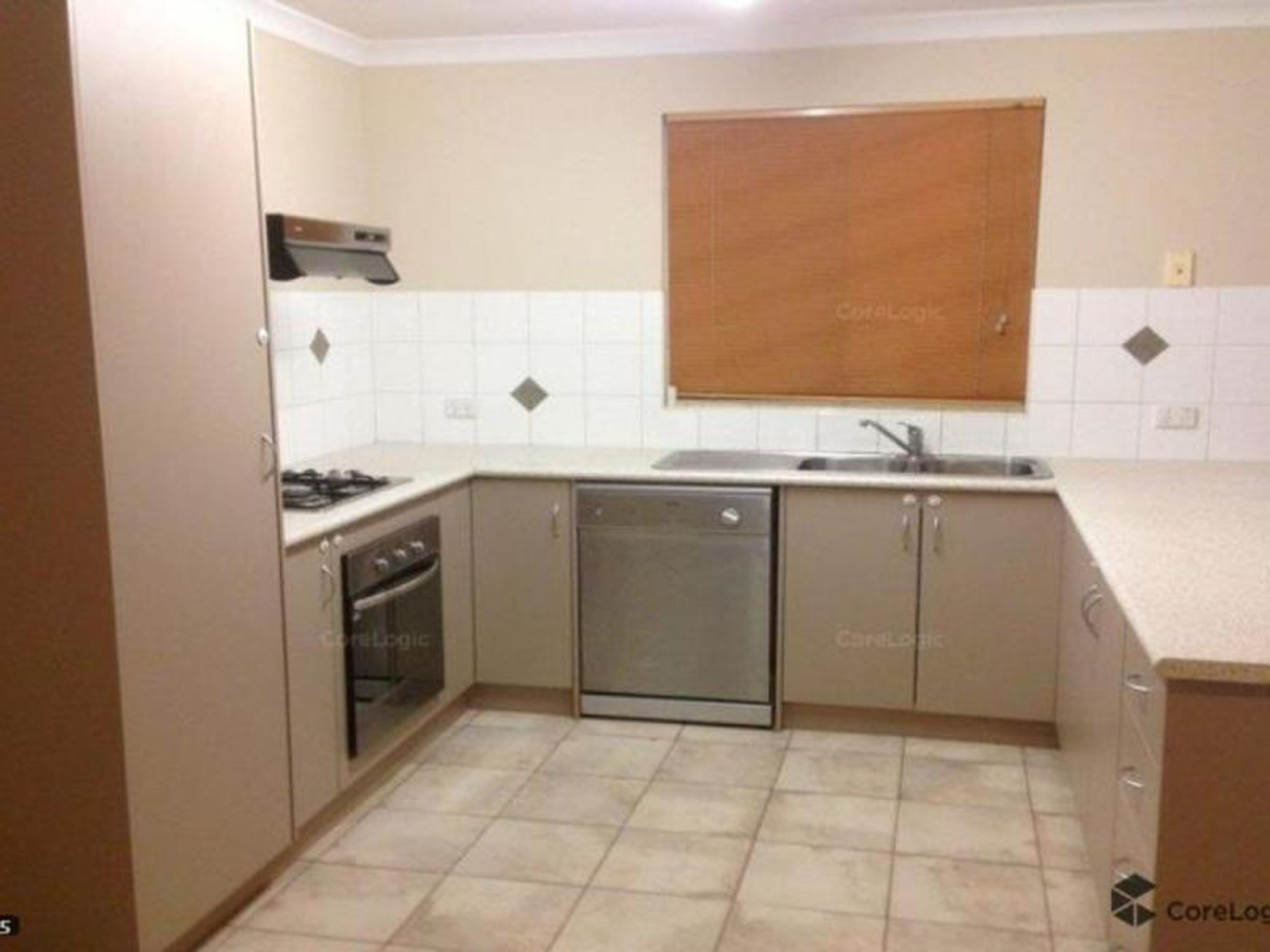 21B Beroona Loop, South Hedland, South Hedland - Thumbnail 4