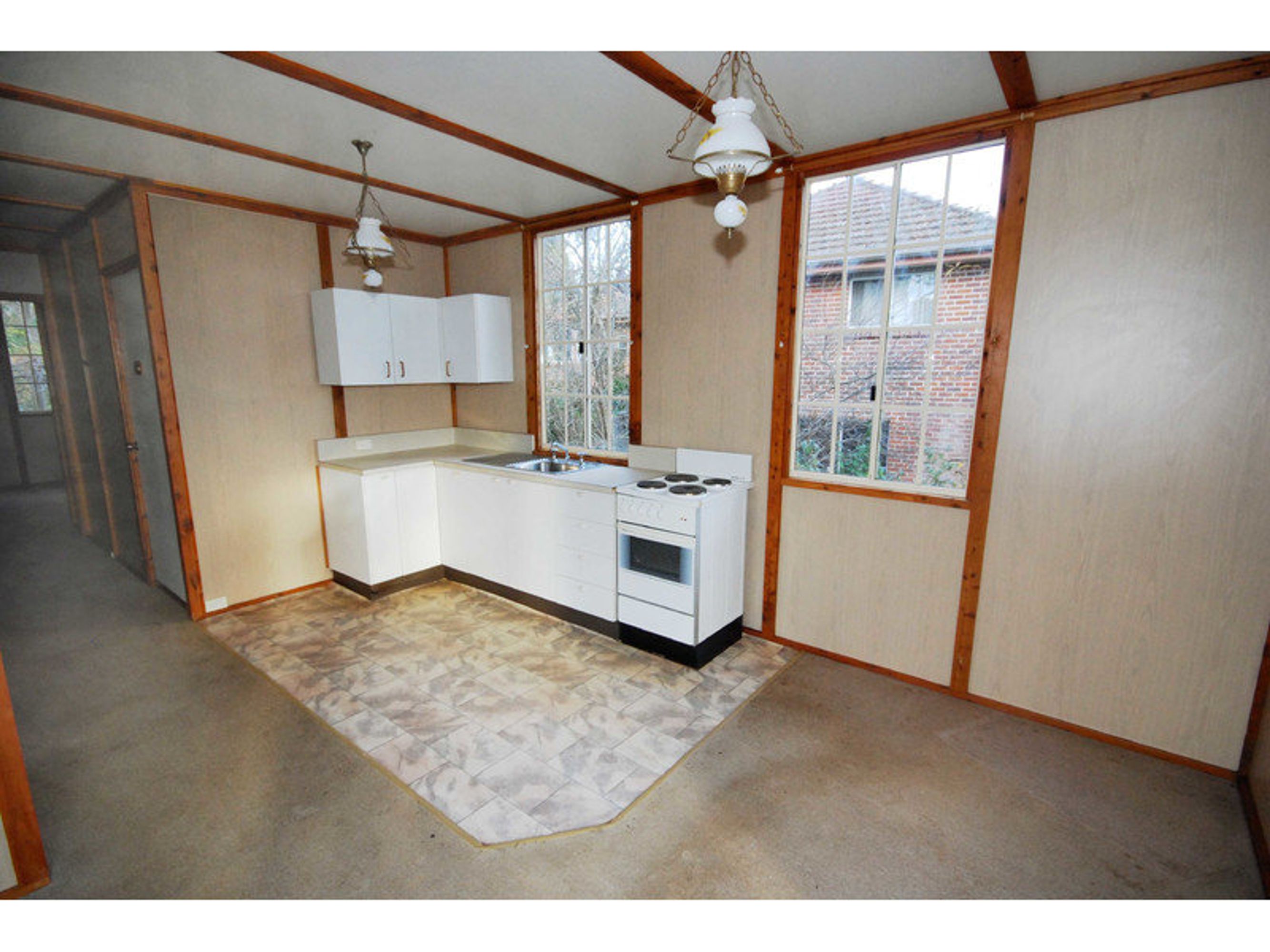 12 Thorpe Street, Katoomba - Thumbnail 2