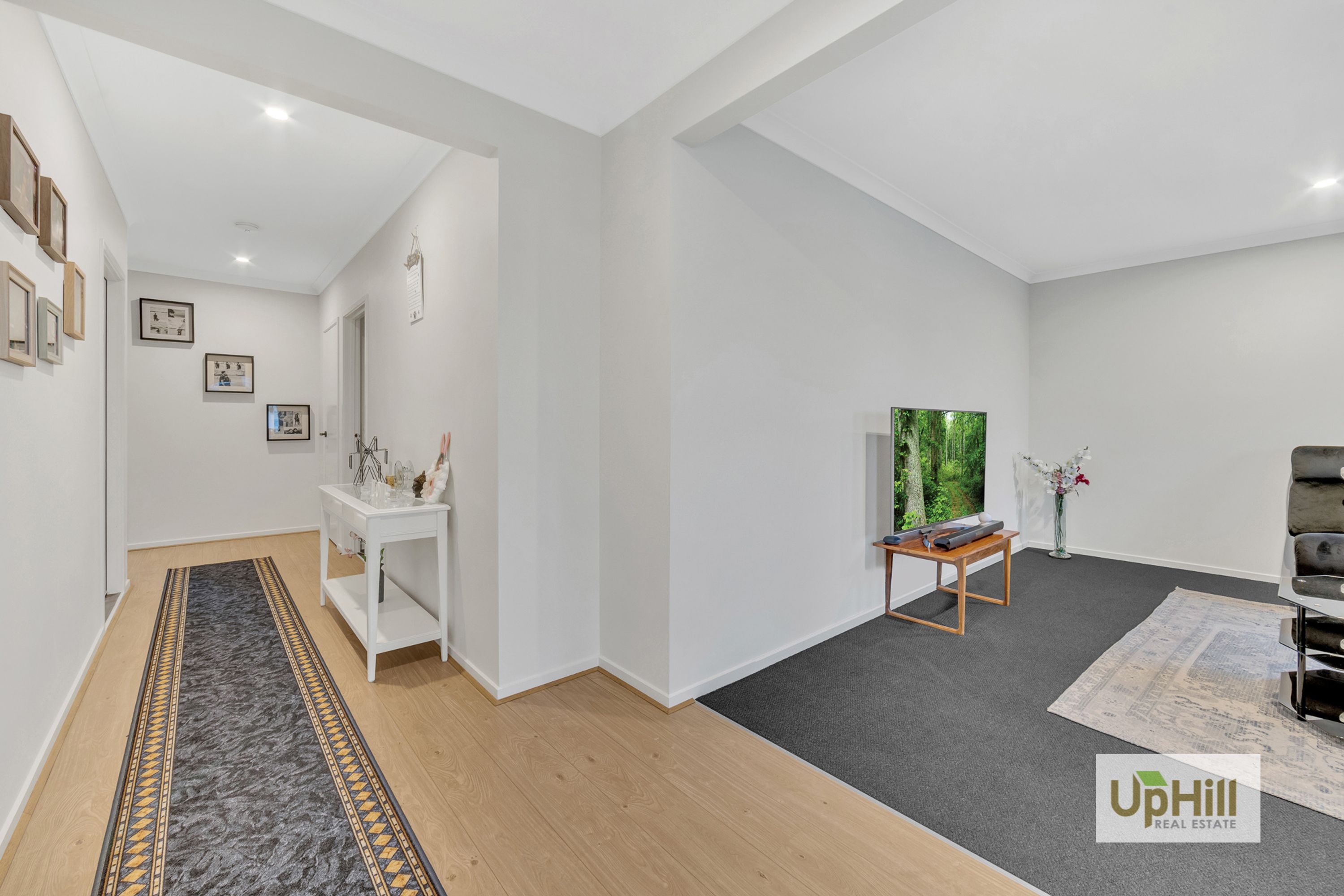 15 Parkrise Boulevard, Clyde North - Thumbnail 4