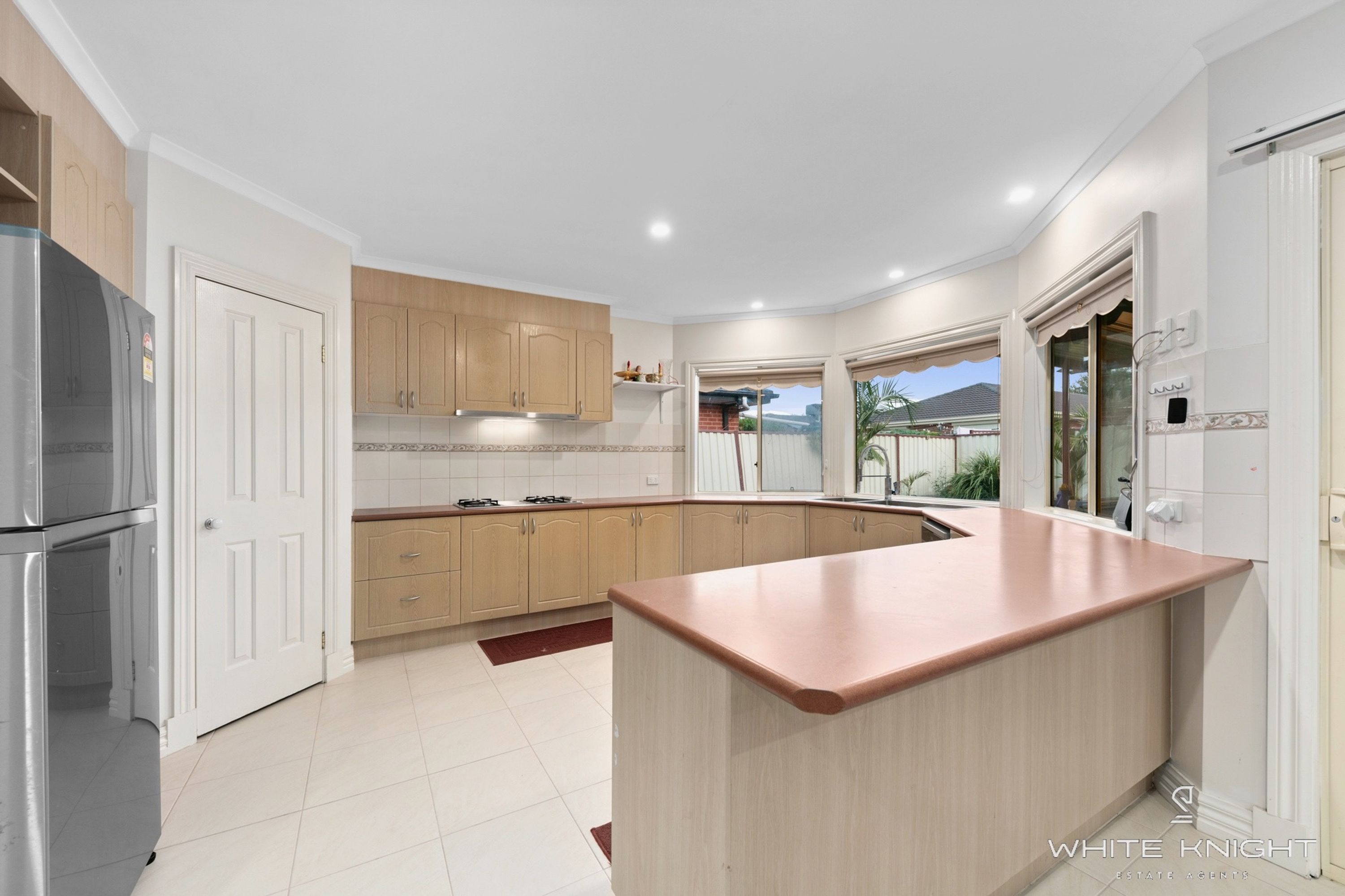16 Coomgarie Terrace, Cairnlea VIC 3023, Cairnlea - Thumbnail 3