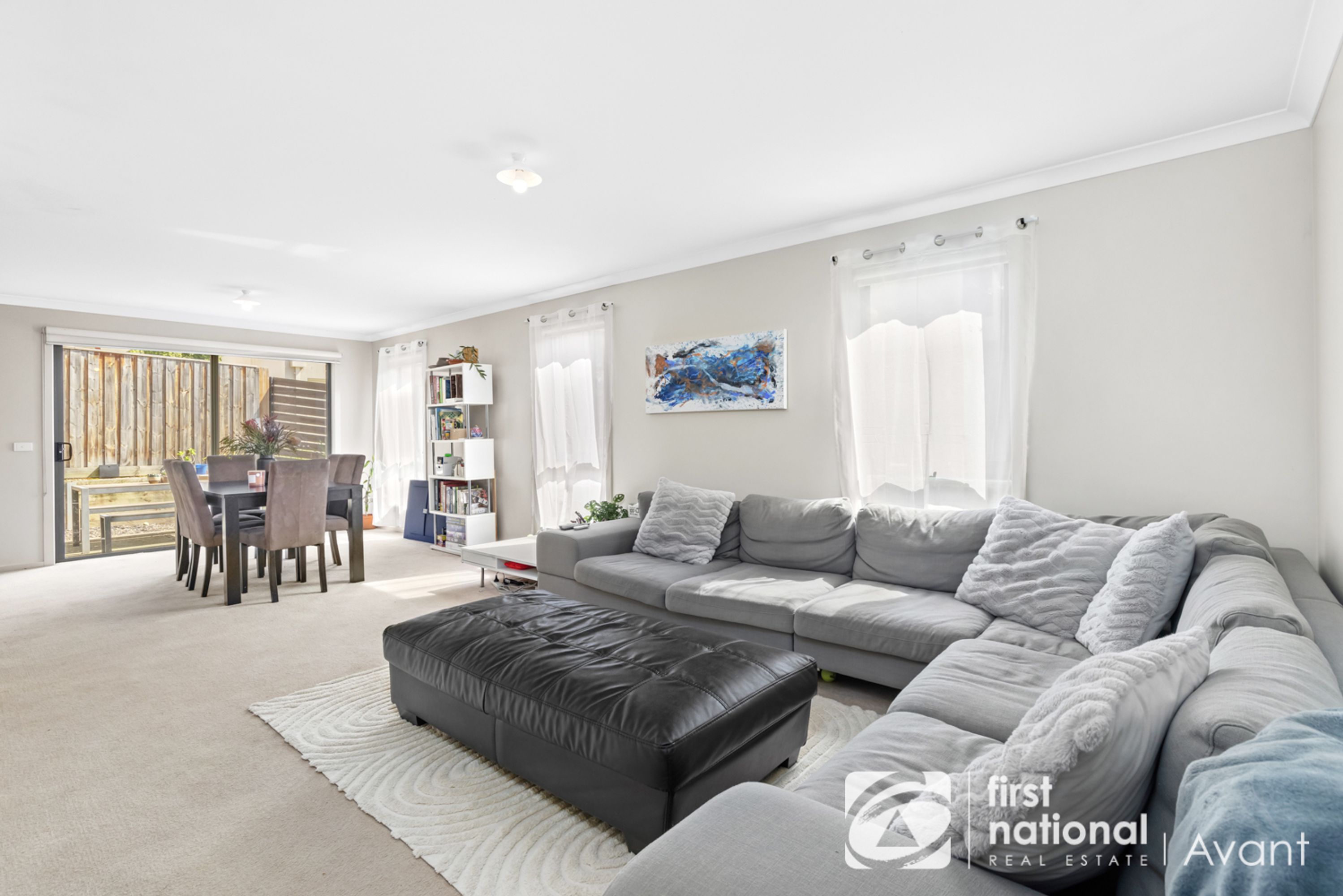 113 Spriggs Drive, Croydon - Thumbnail 2