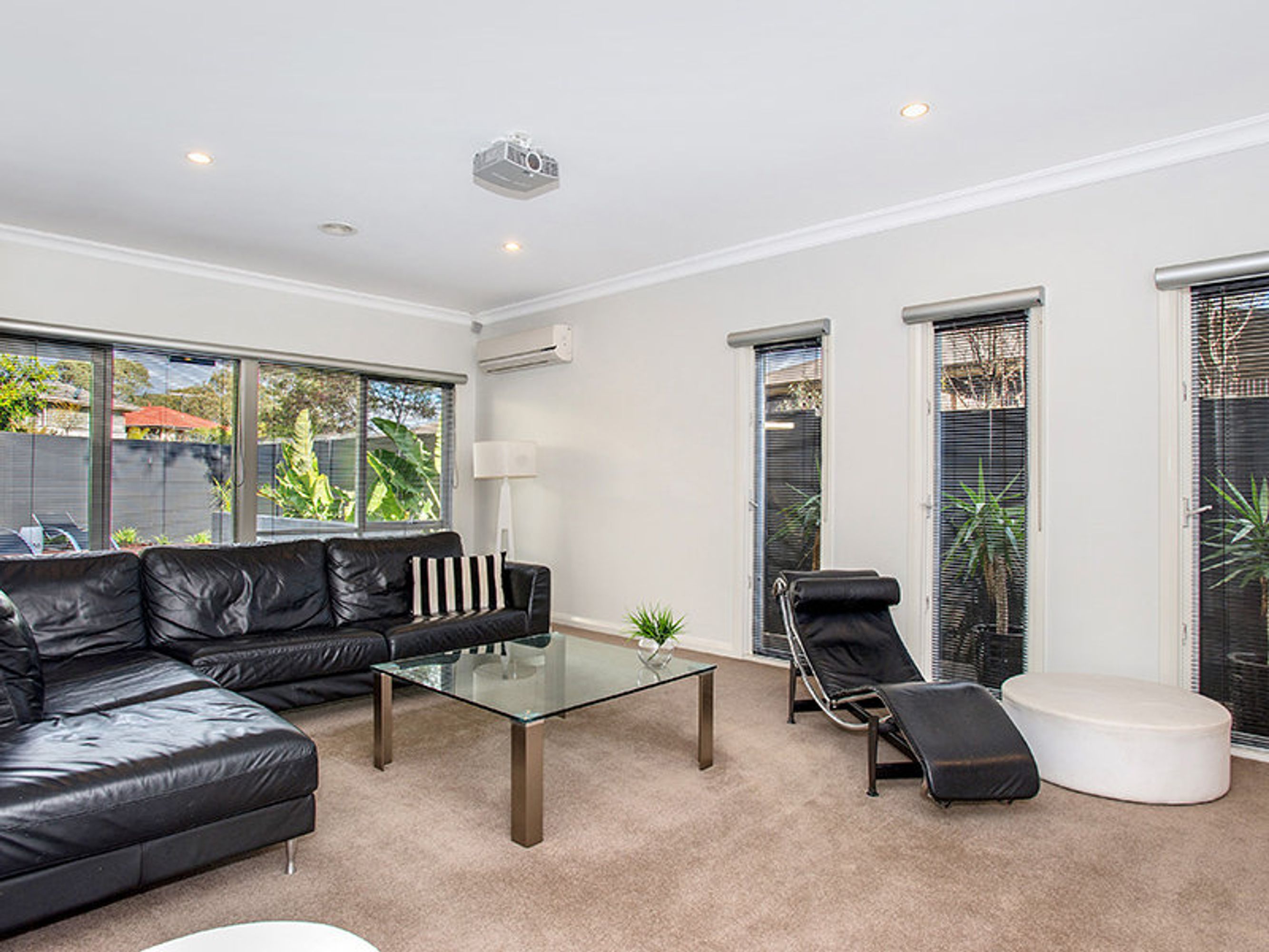 96 Ernest Jones Drive, Macleod - Thumbnail 6