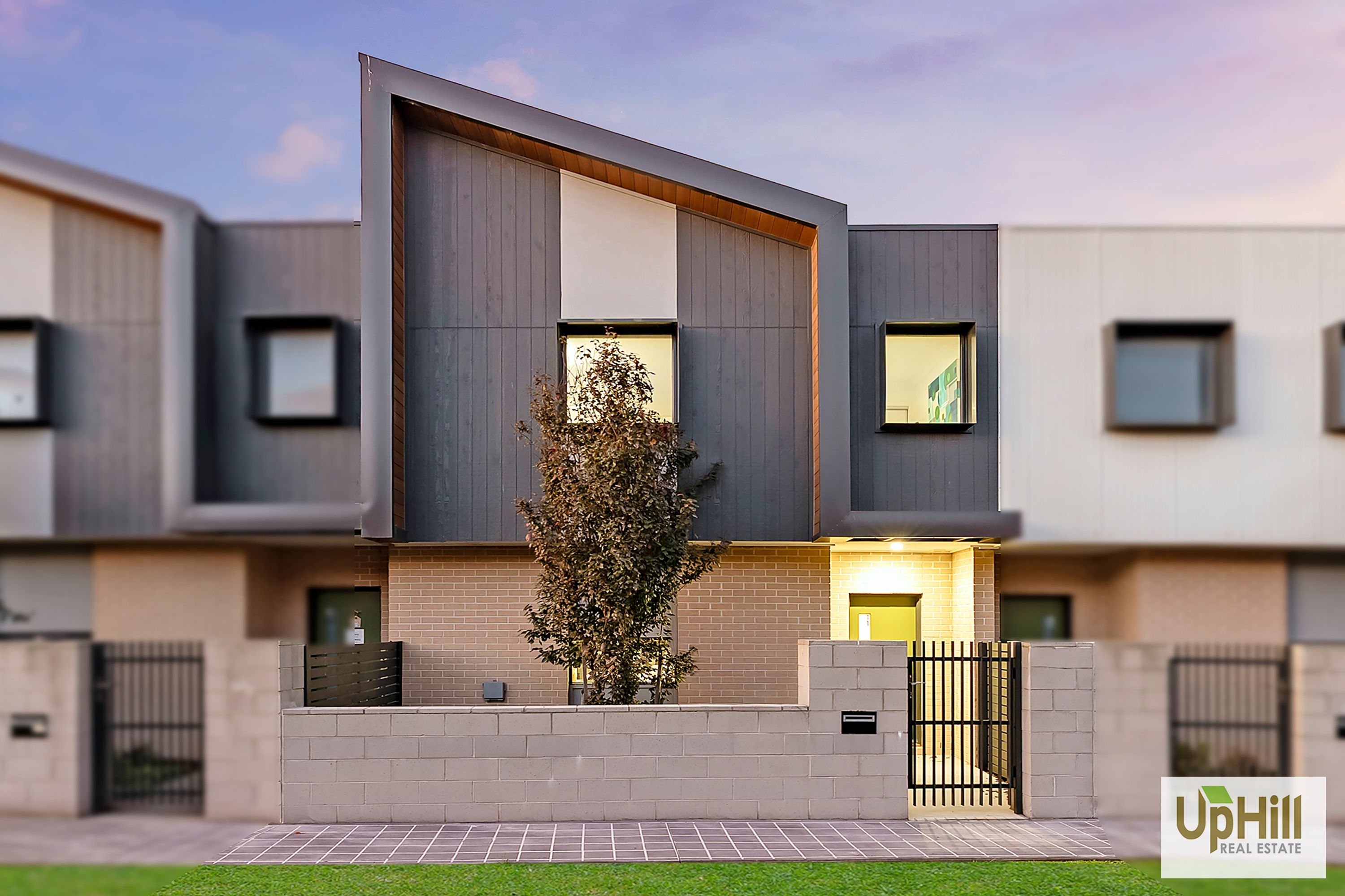 11 Valrena Way, Pakenham - Image 1