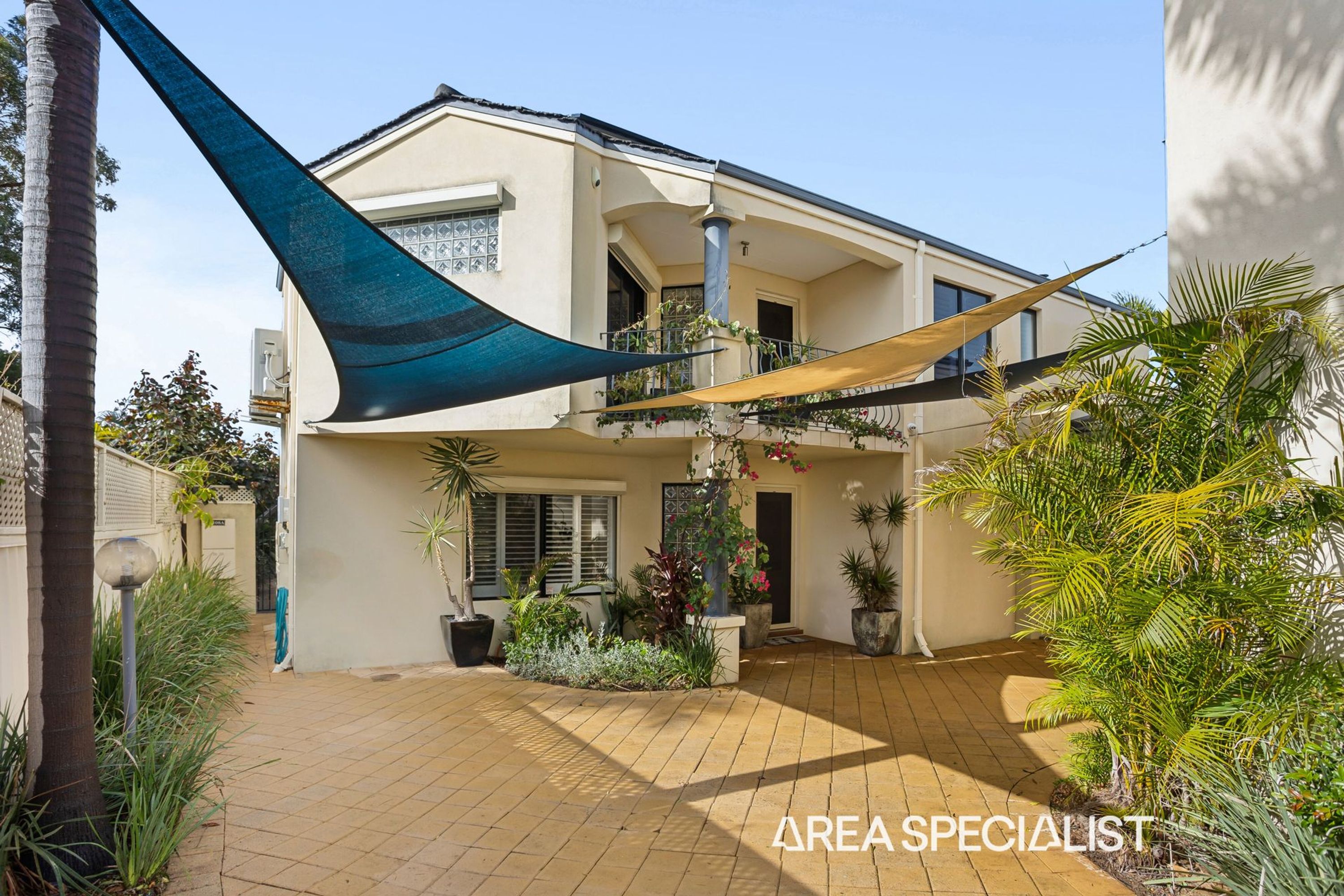 3/108 Deanmore Road, Scarborough, Scarborough - Image 1