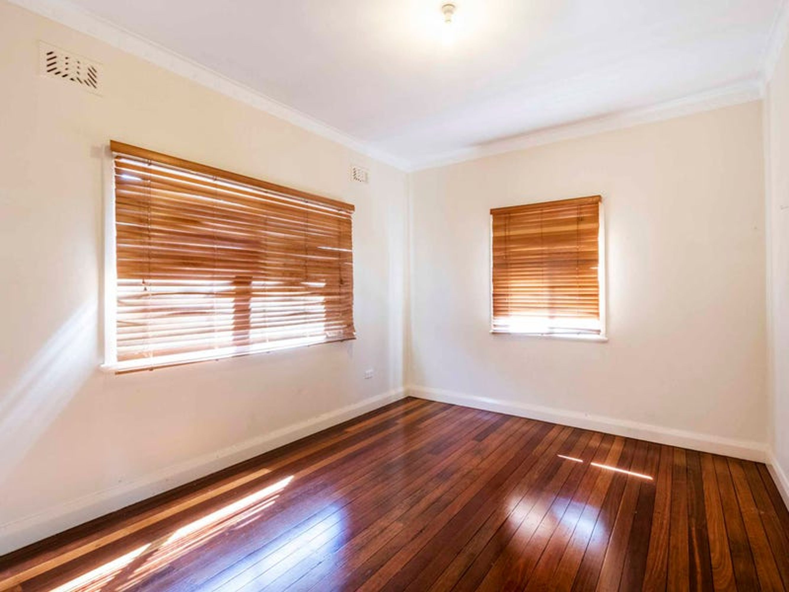 4 Little Bacon Street, Grafton - Thumbnail 7