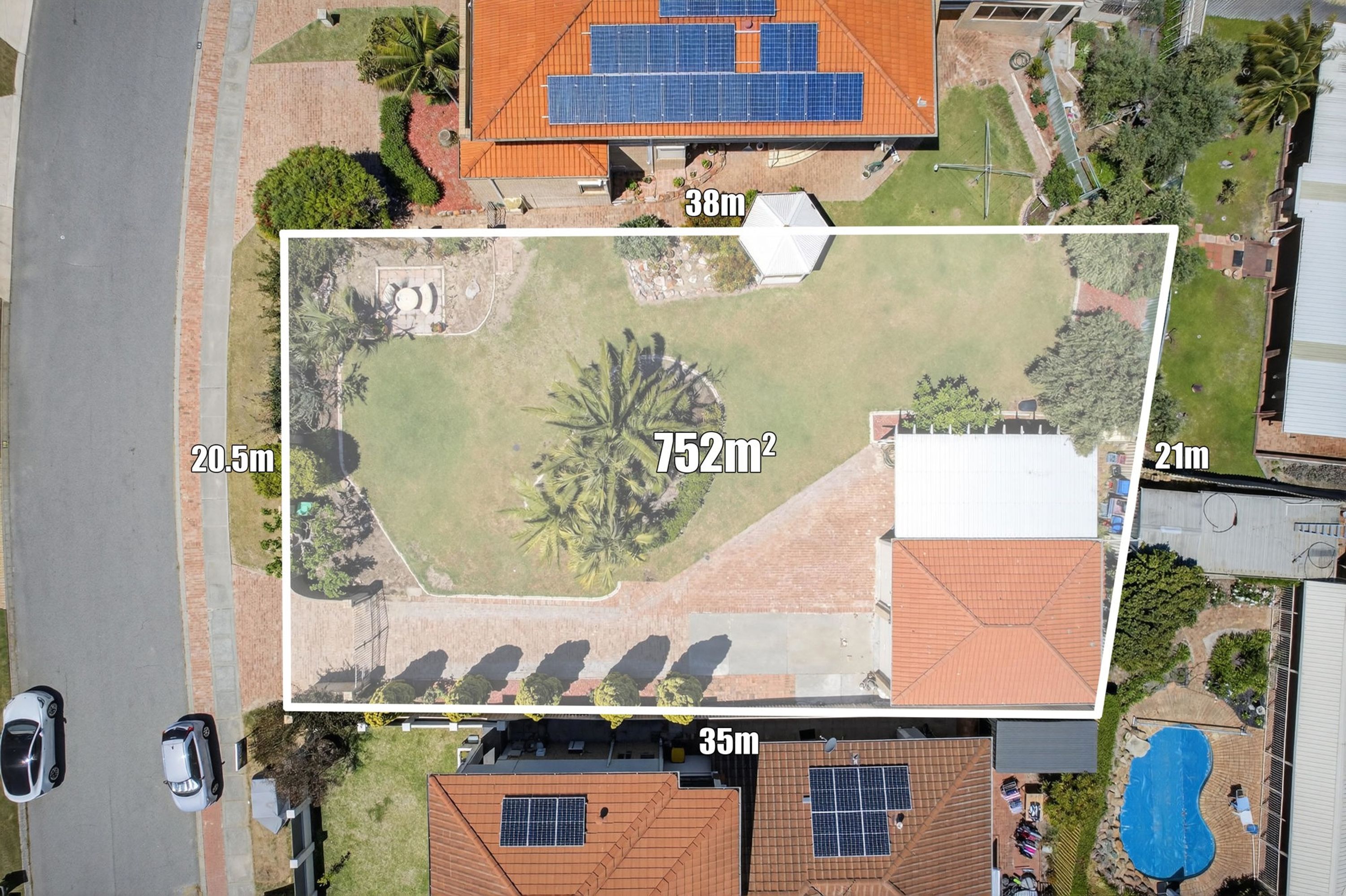 9 Seapeak Road, Ocean Reef - Thumbnail 2