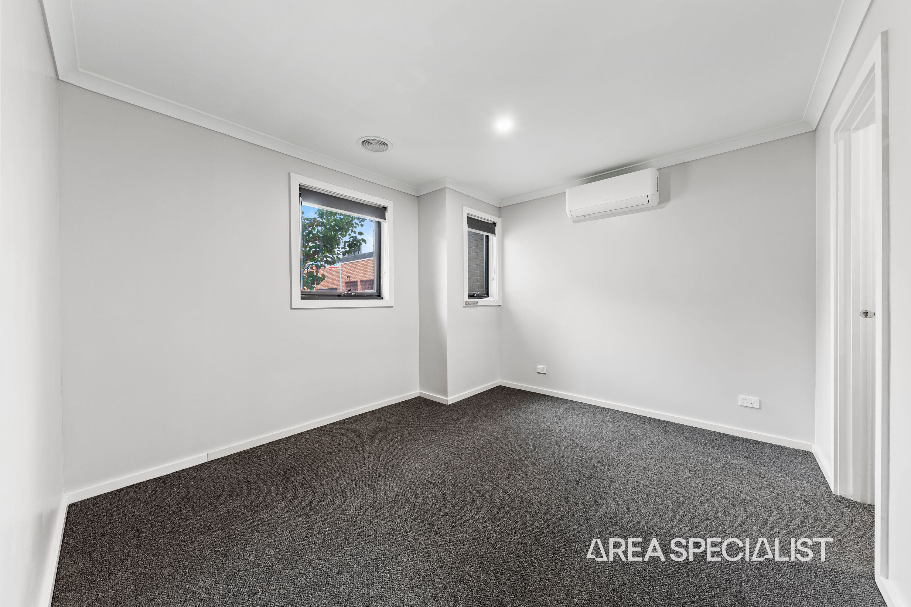 1 Ripplebrook Walk, Pakenham - Thumbnail 3