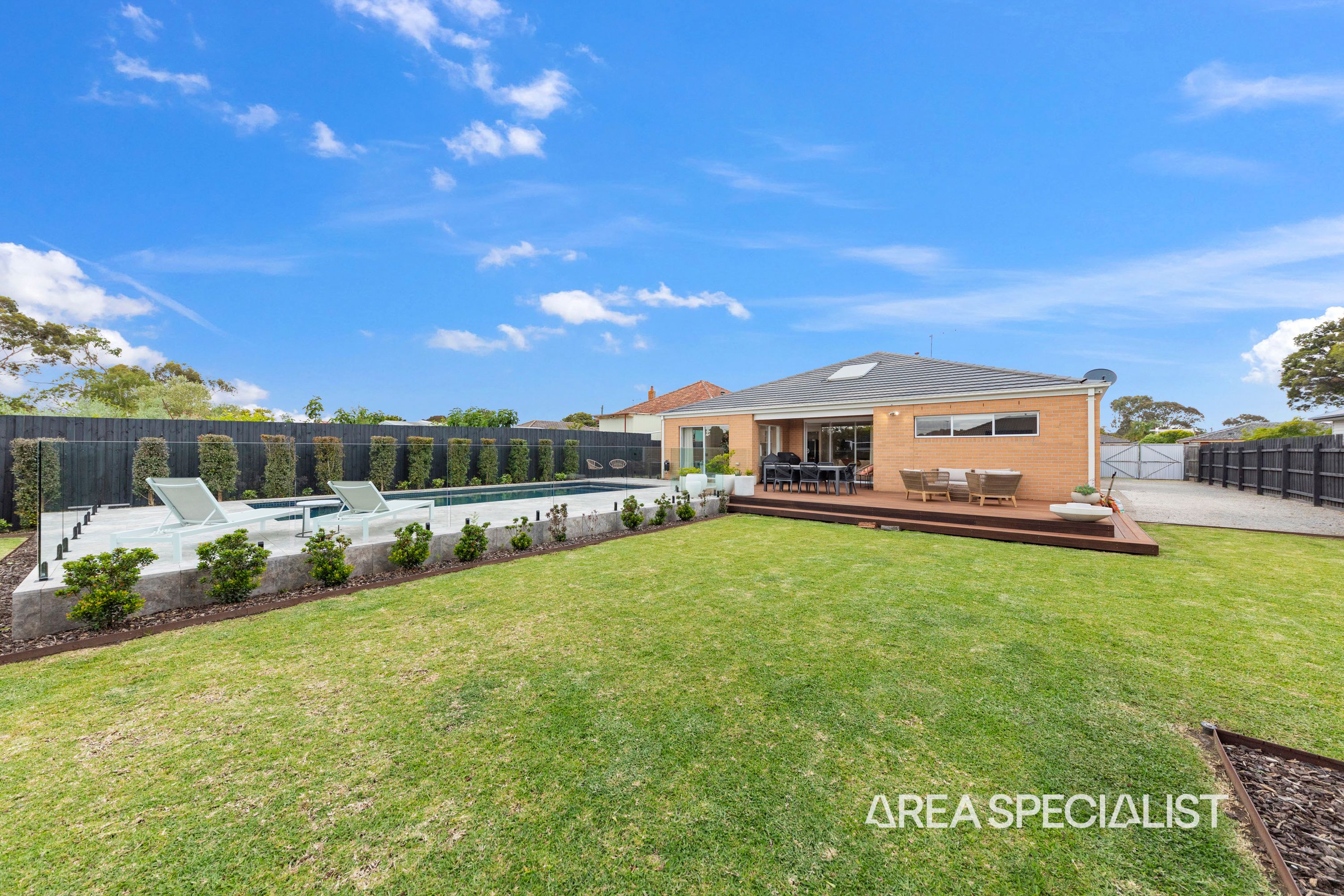 8 Gardner Street, Koo Wee Rup - Thumbnail 4