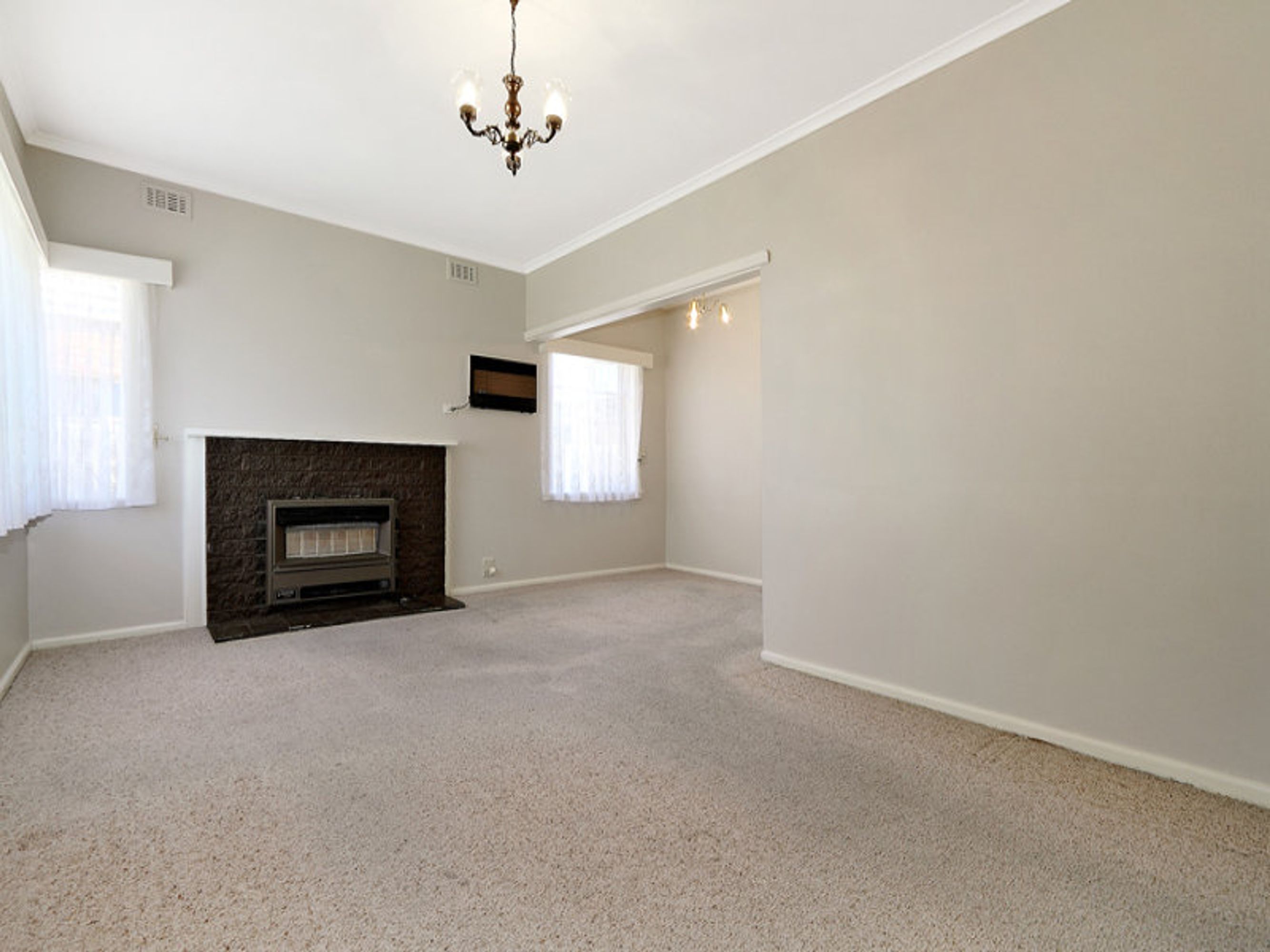 27 Stephenson Street, Springvale - Thumbnail 5