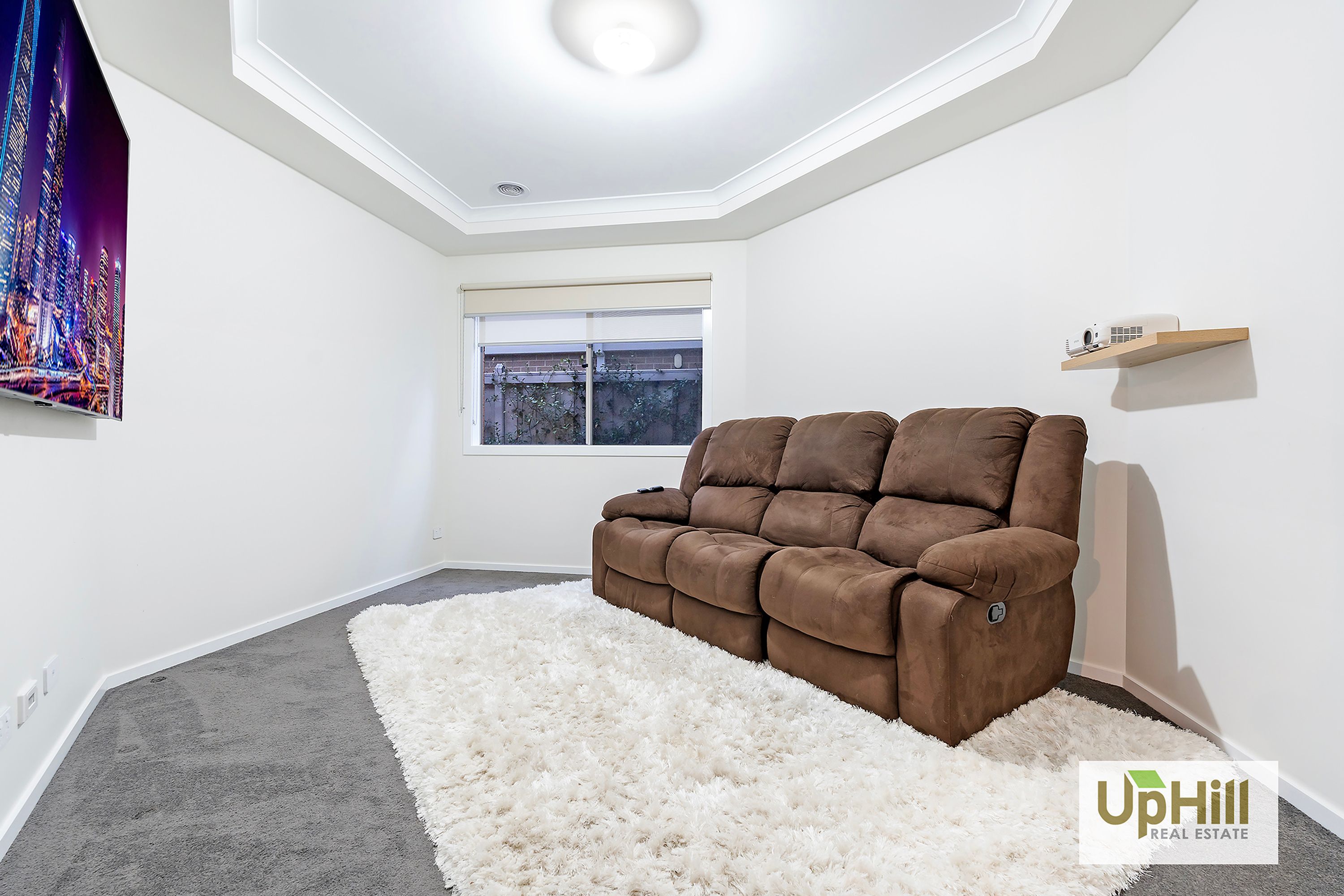 9 Leghorn Way, Clyde North - Thumbnail 7