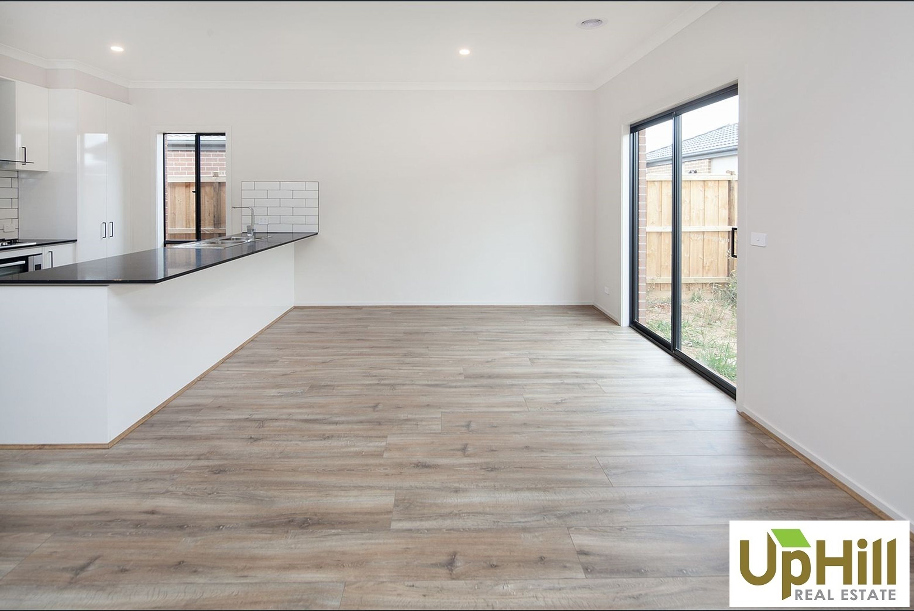 3 LEVENDALE STREET, Clyde - Thumbnail 2