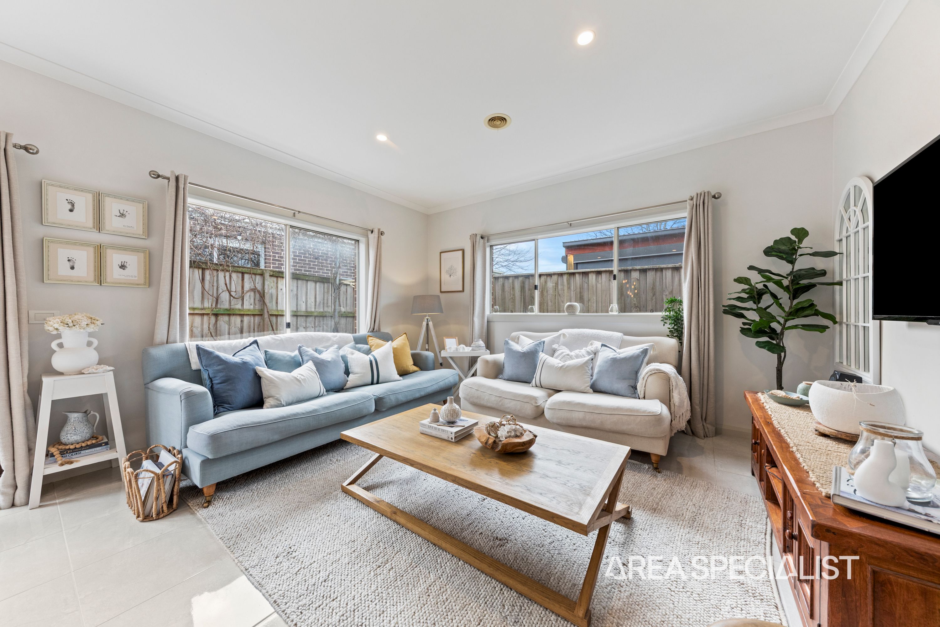 11 Flinders Park Drive, Officer - Thumbnail 8