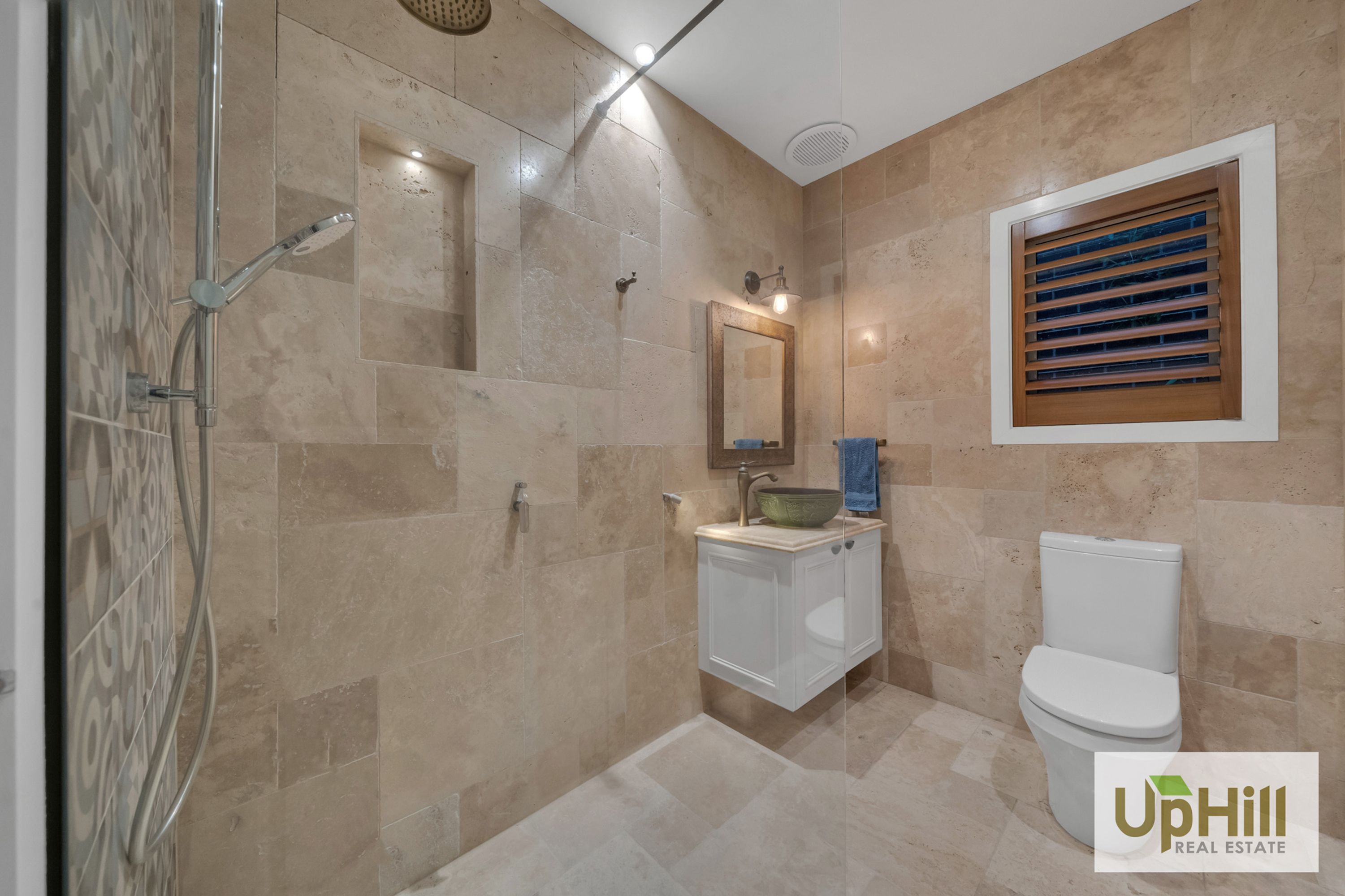 25 Ellaroo Circuit, Clyde North - Thumbnail 3