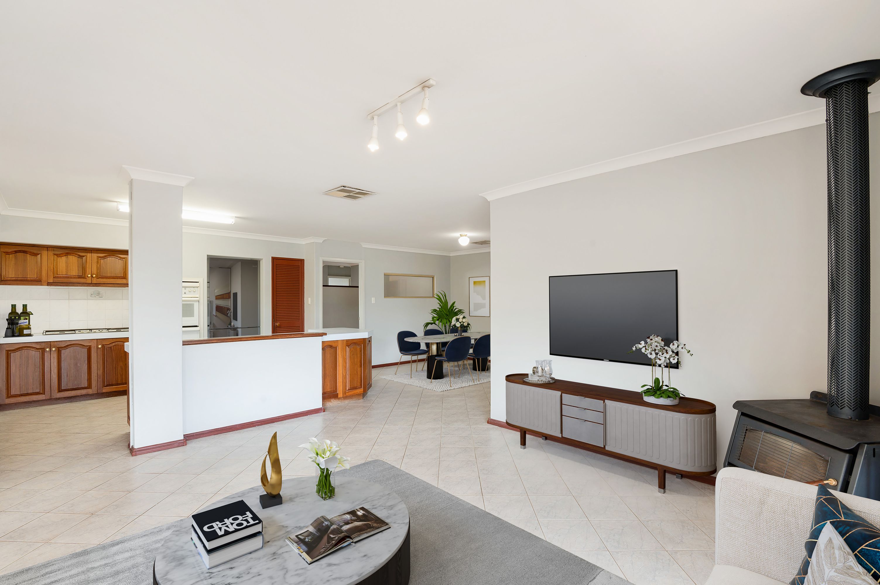 46 Tea Tree Way, Thornlie - Thumbnail 2