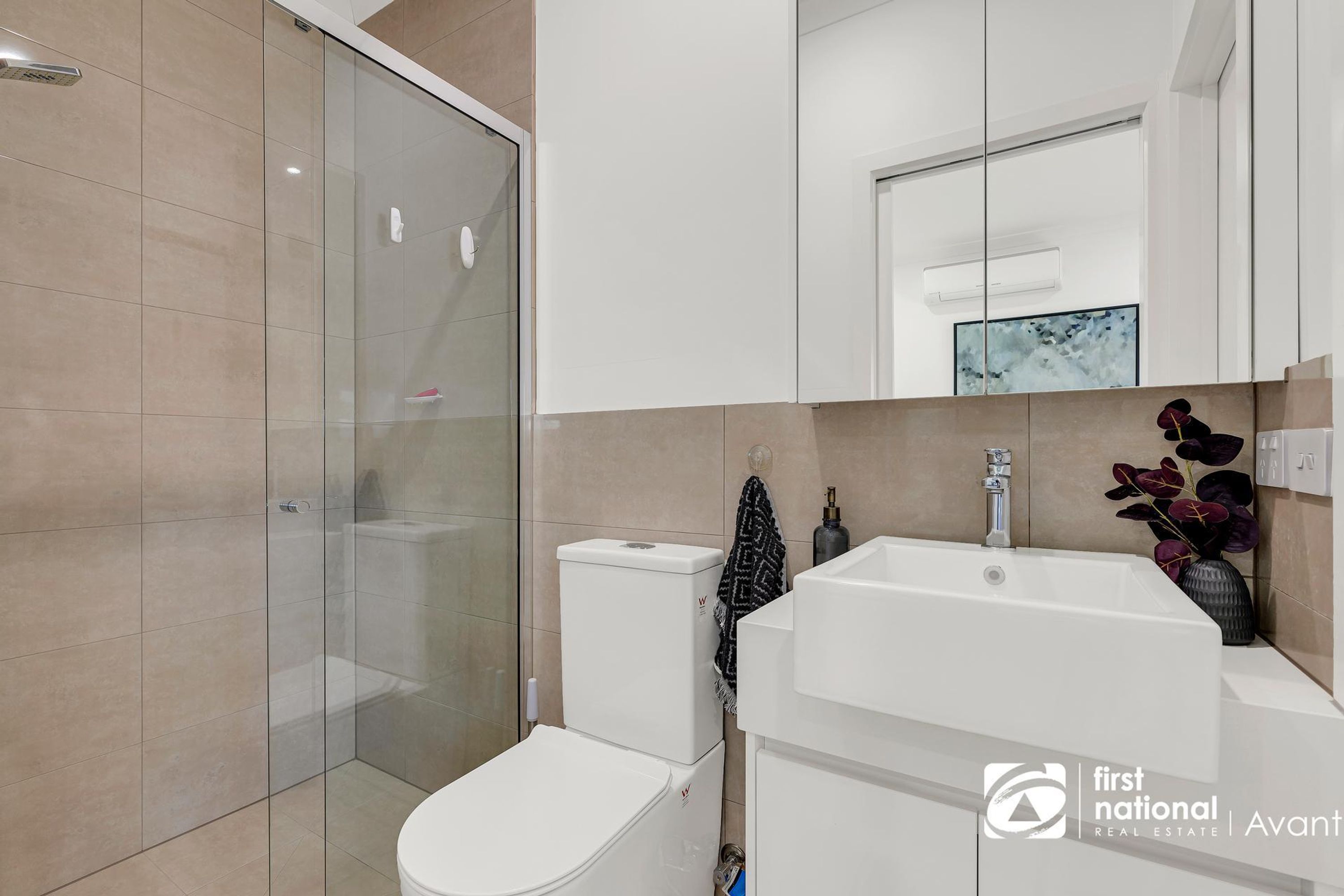 8A Coane Street, Oakleigh East - Thumbnail 8